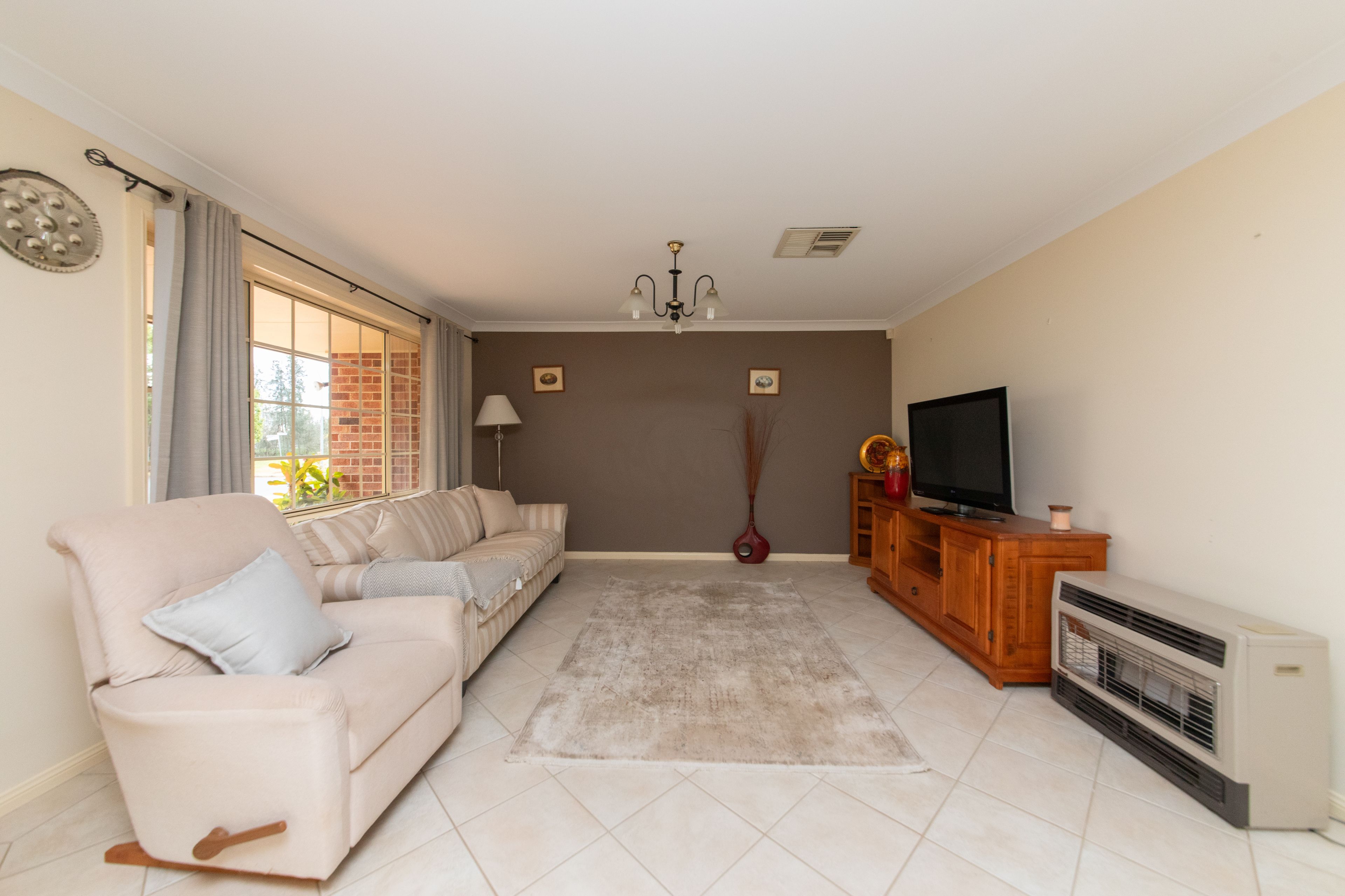 55 Castlereagh Avenue, Dubbo, NSW 2830