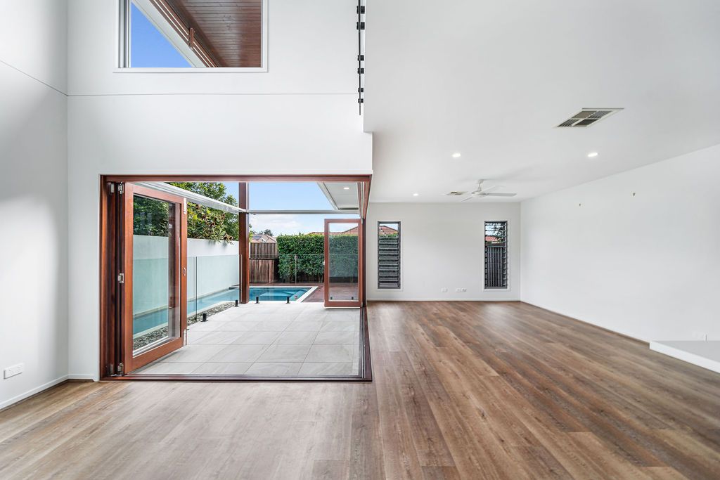 48 Osborne Circuit — photo 7 of 21