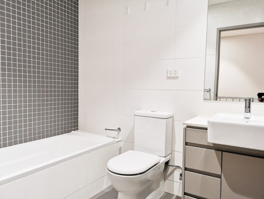 510B/8 Bourke Street — photo 10 of 13