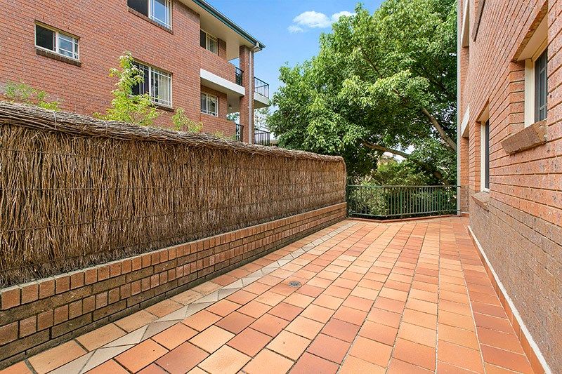 1/2-4 May Street, Hornsby, NSW 2077