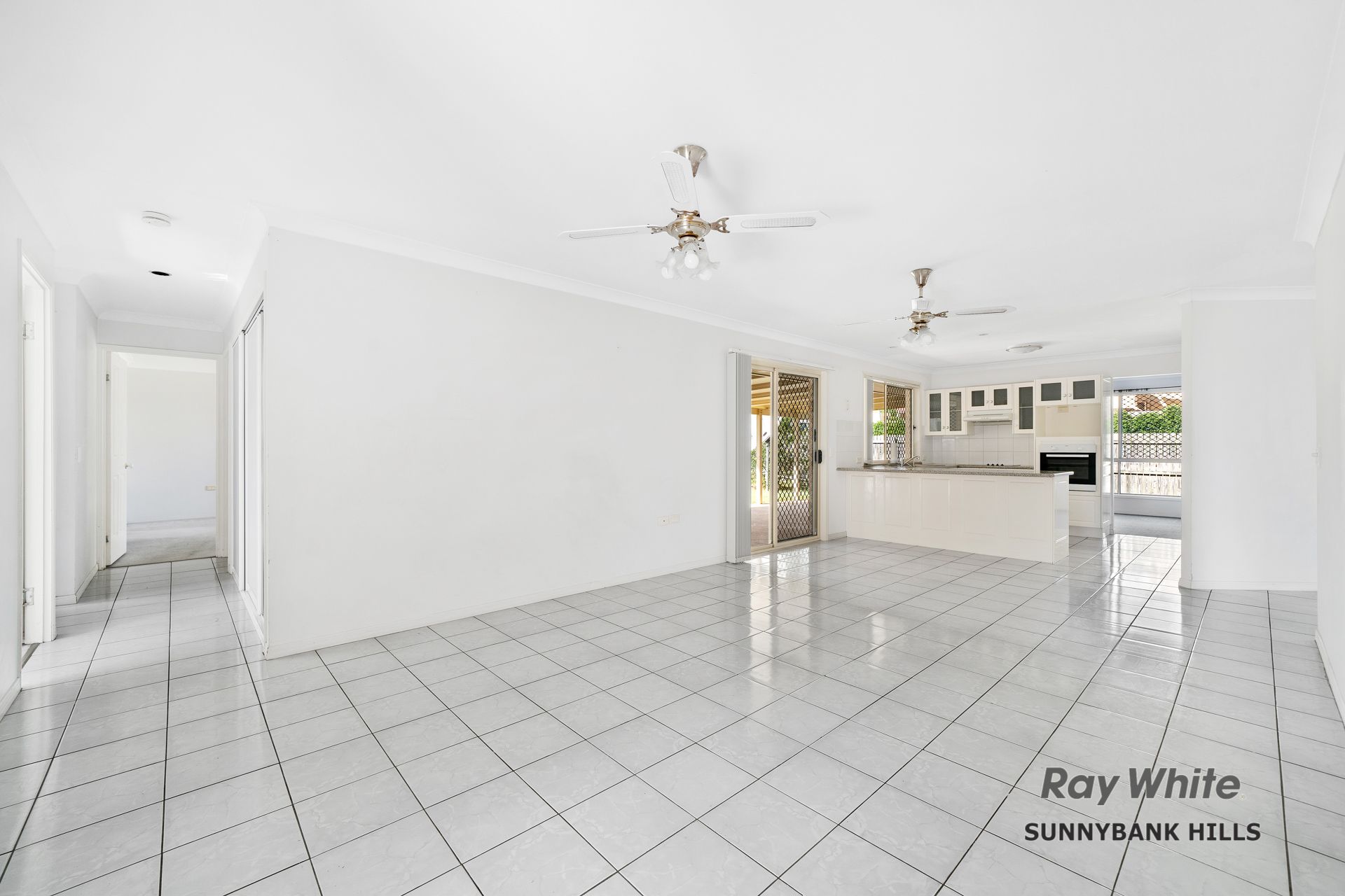 2 Rose Court, Calamvale, QLD 4116