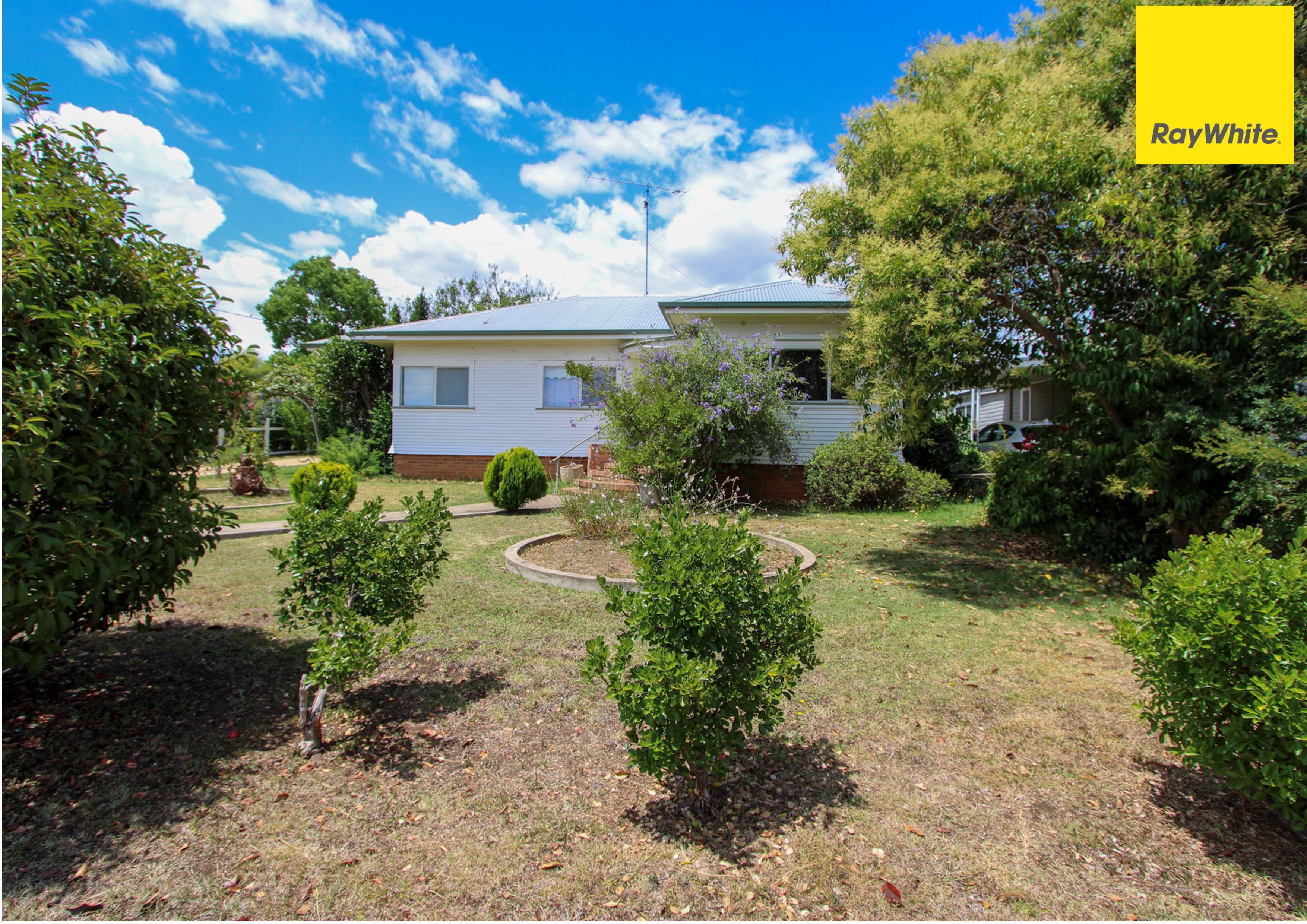6 Avern Street, Inverell, NSW 2360 Leased House Ray White Rural Inverell