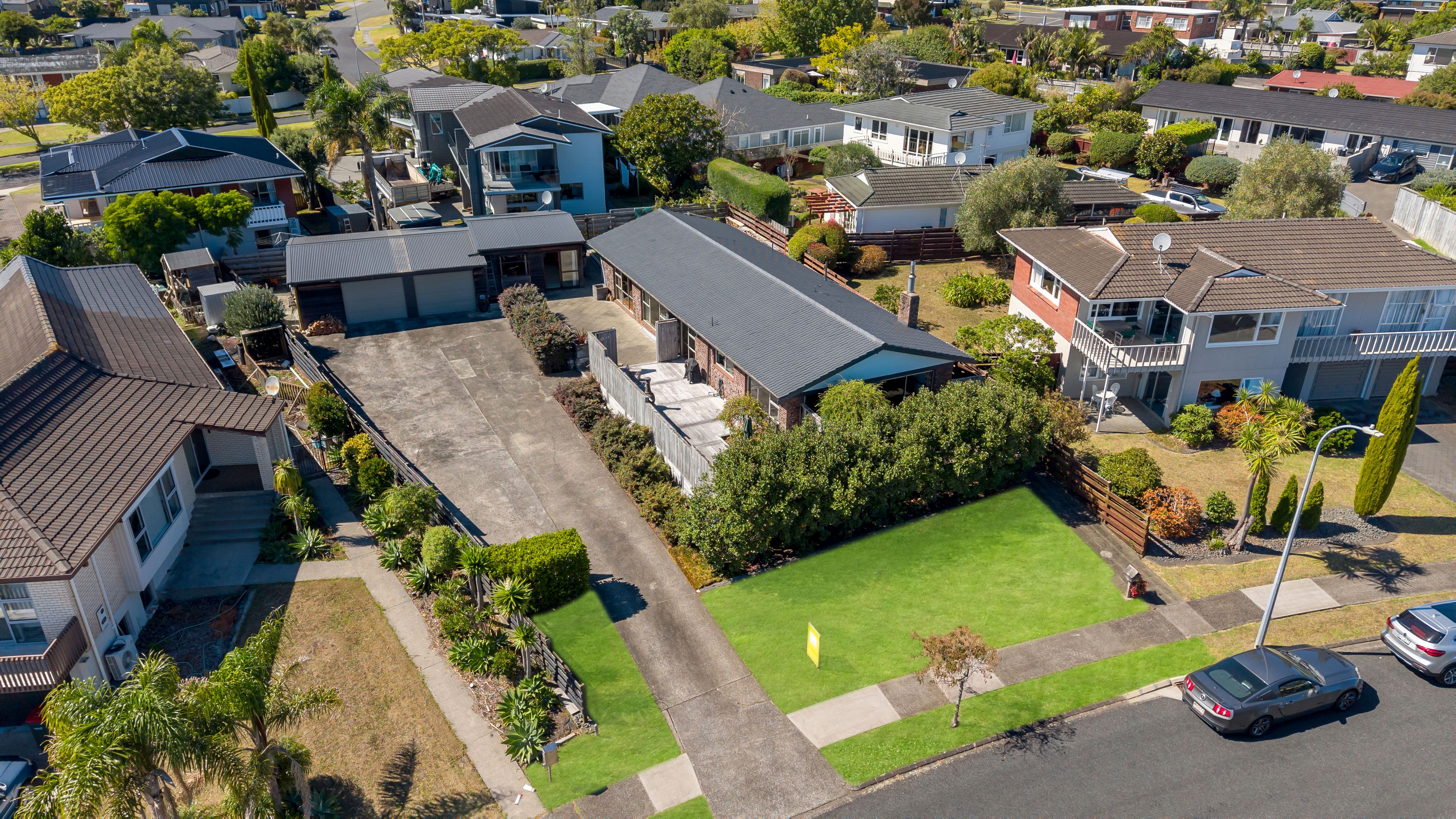 6 Fielding Crescent, Farm Cove, Manukau City