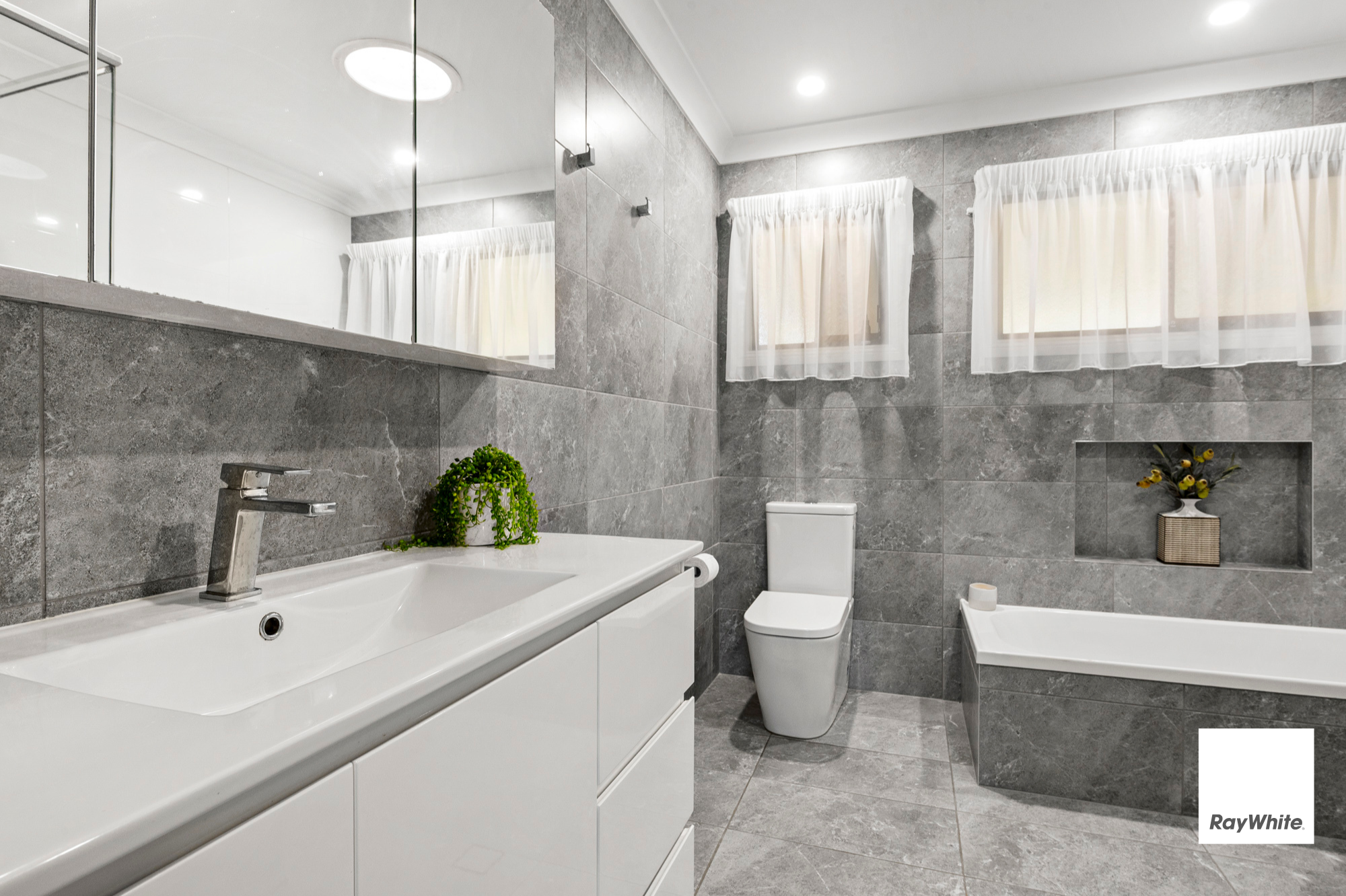 21 Derwent Drive — photo 16 of 27