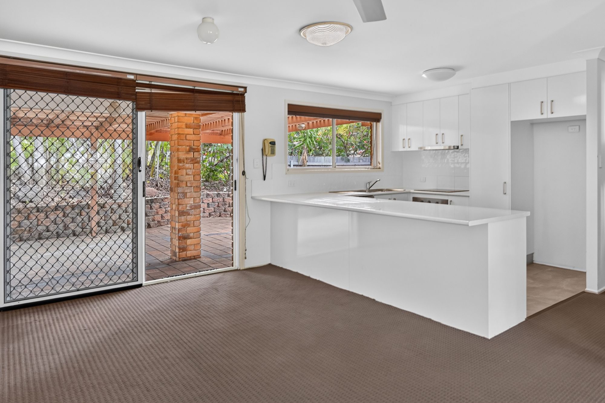 88/33 Edmund Rice Drive — photo 12 of 30