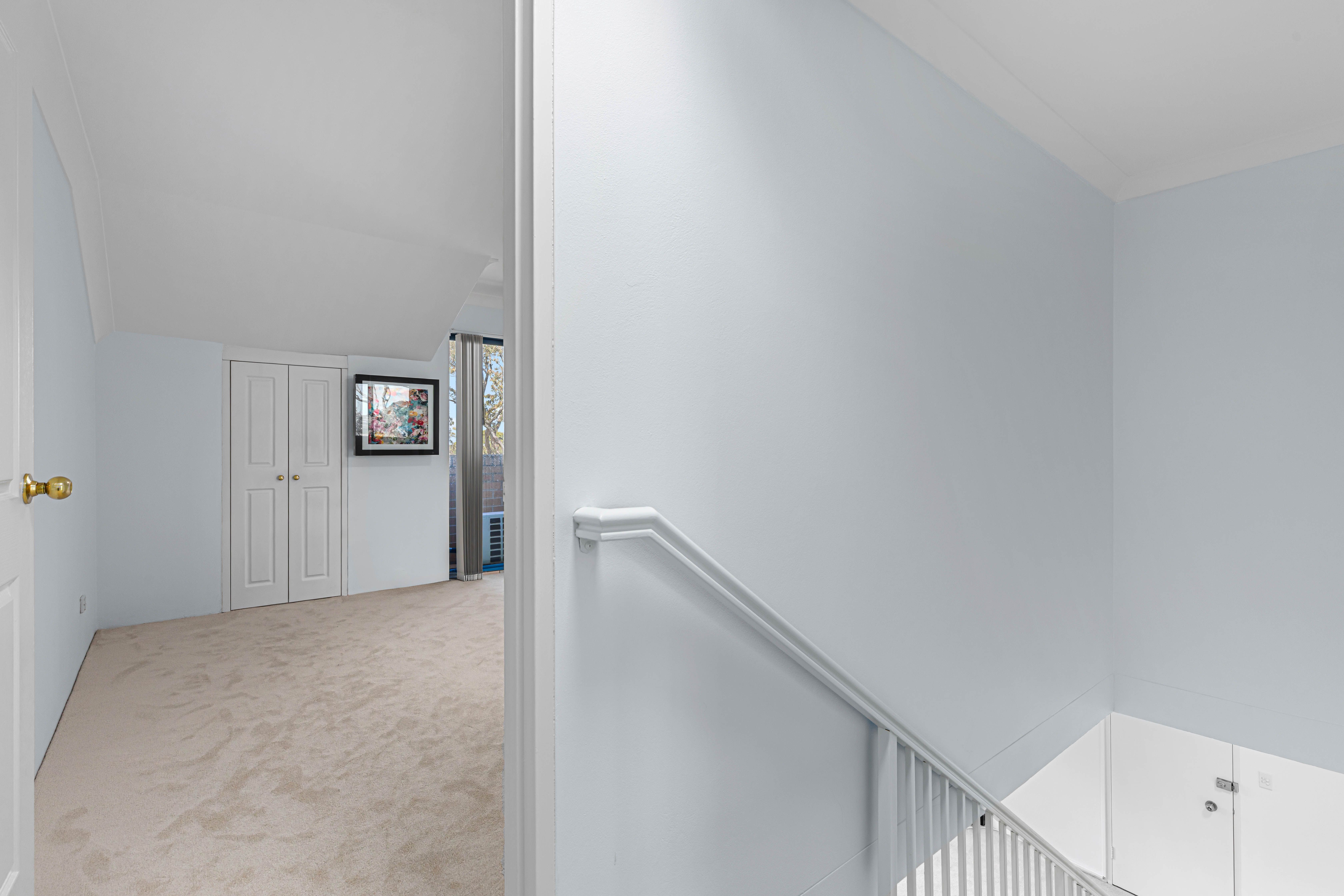 28/1 Hillcrest Avenue — photo 6 of 12