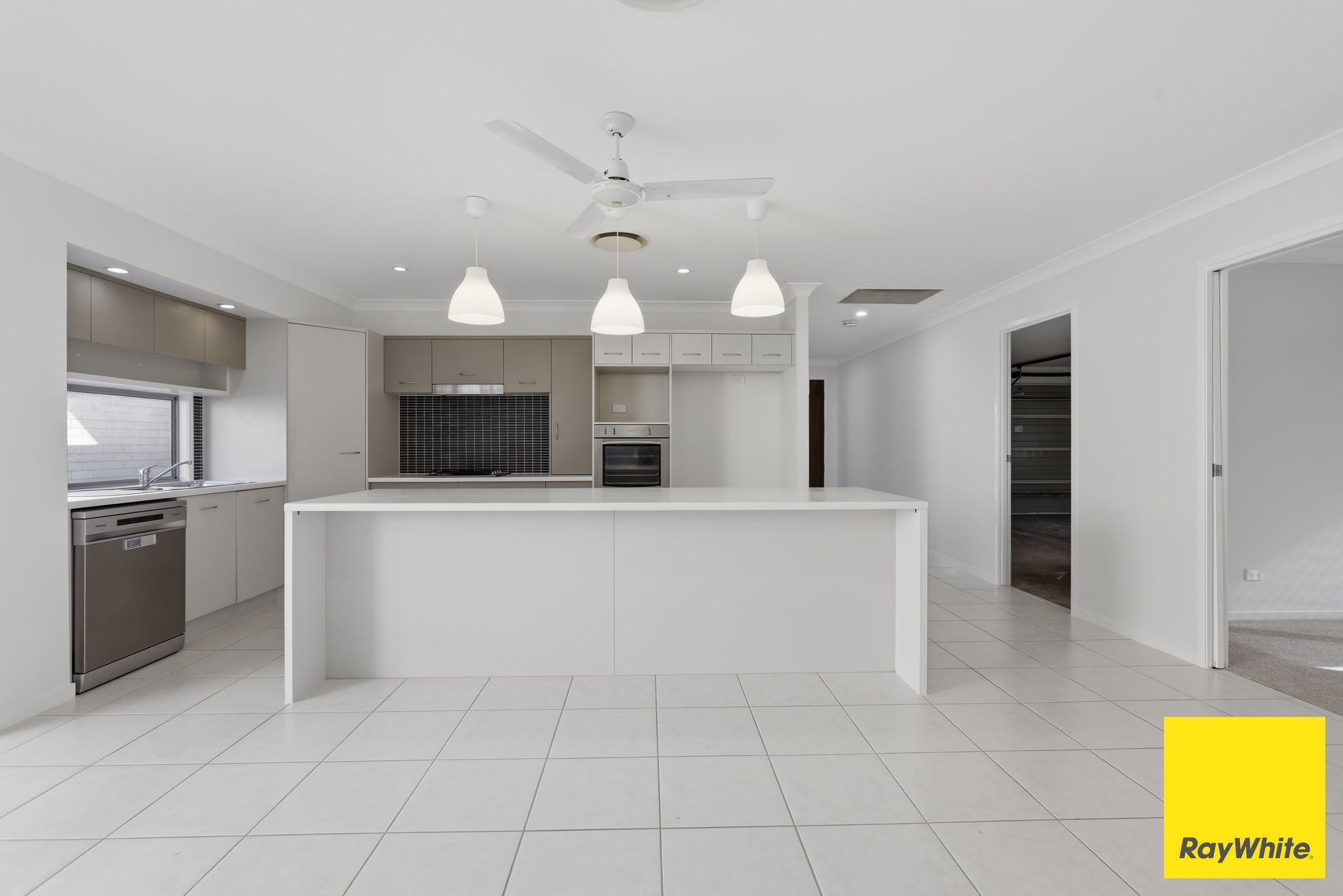 162 Glass House Circuit, Kallangur, QLD 4503