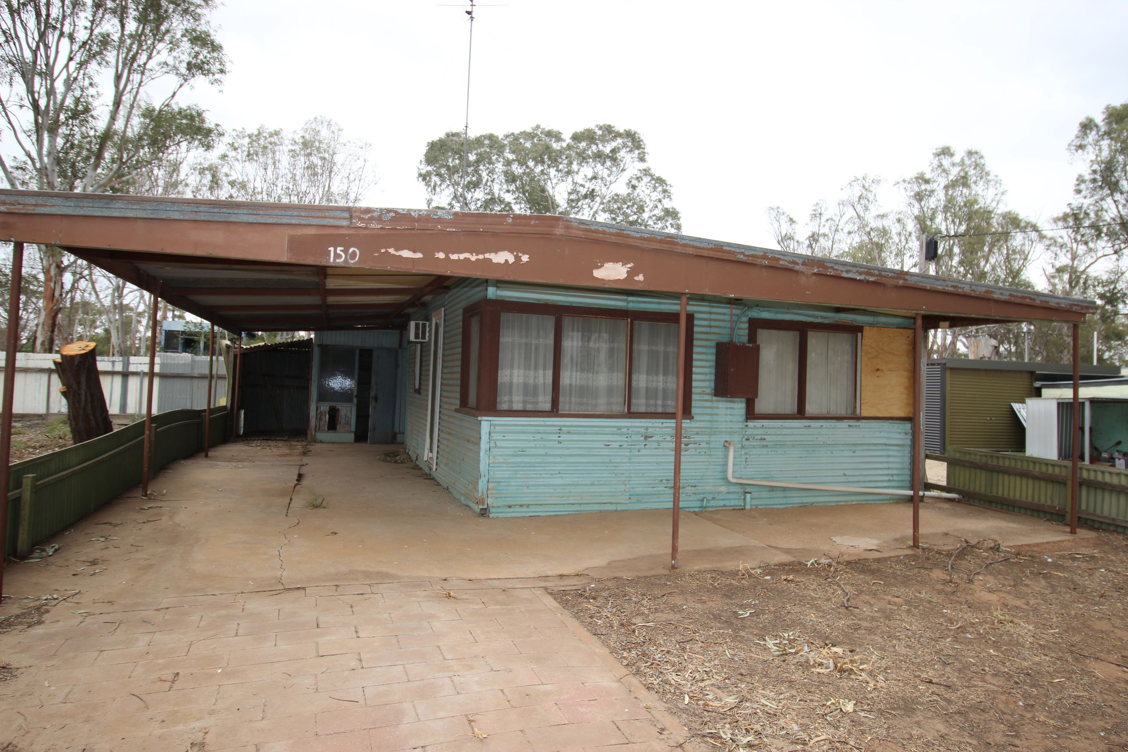 8 Page Drive, Blanchetown, SA 5357