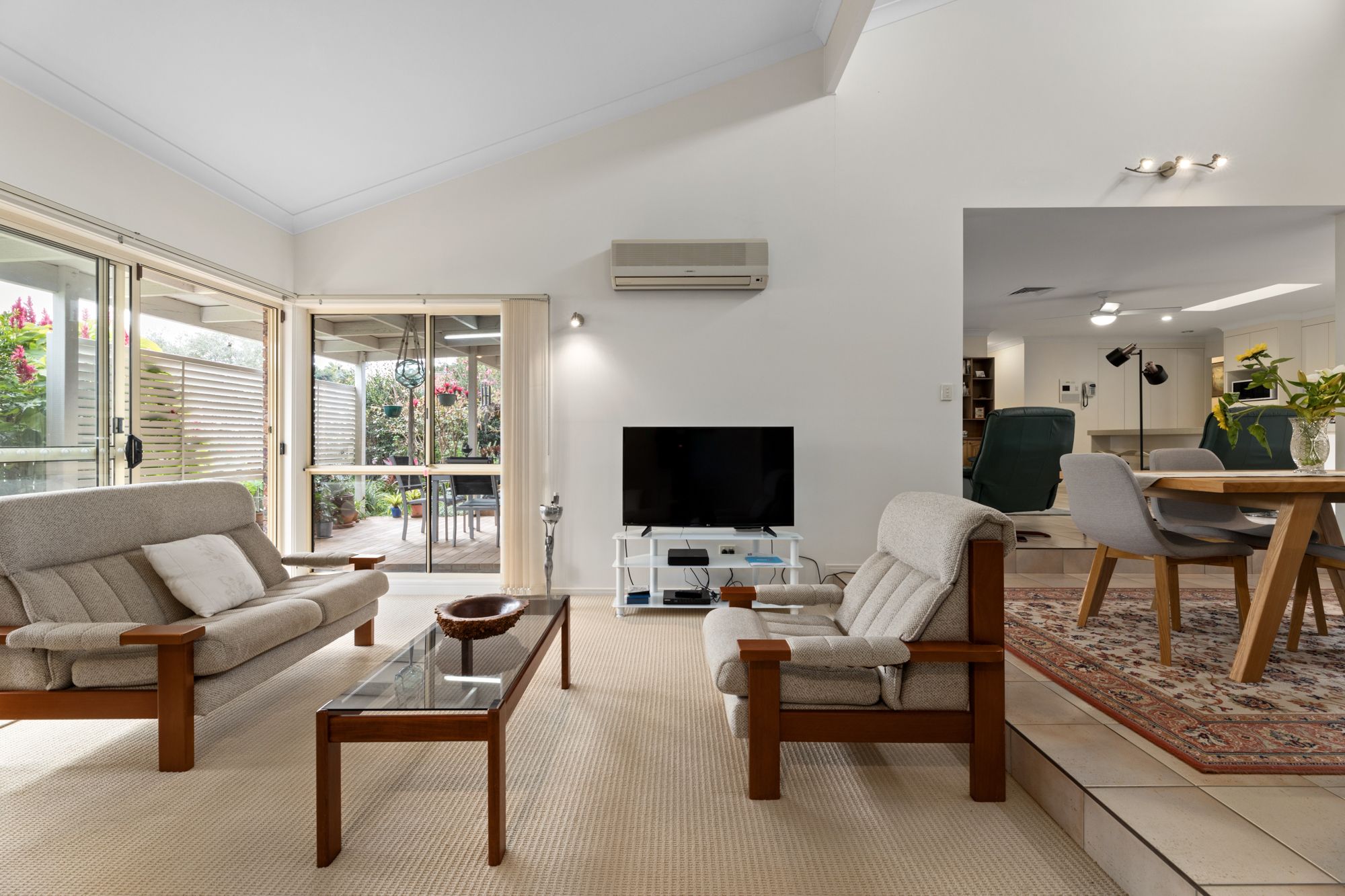 1 Magnolia Place, Carseldine, QLD 4034