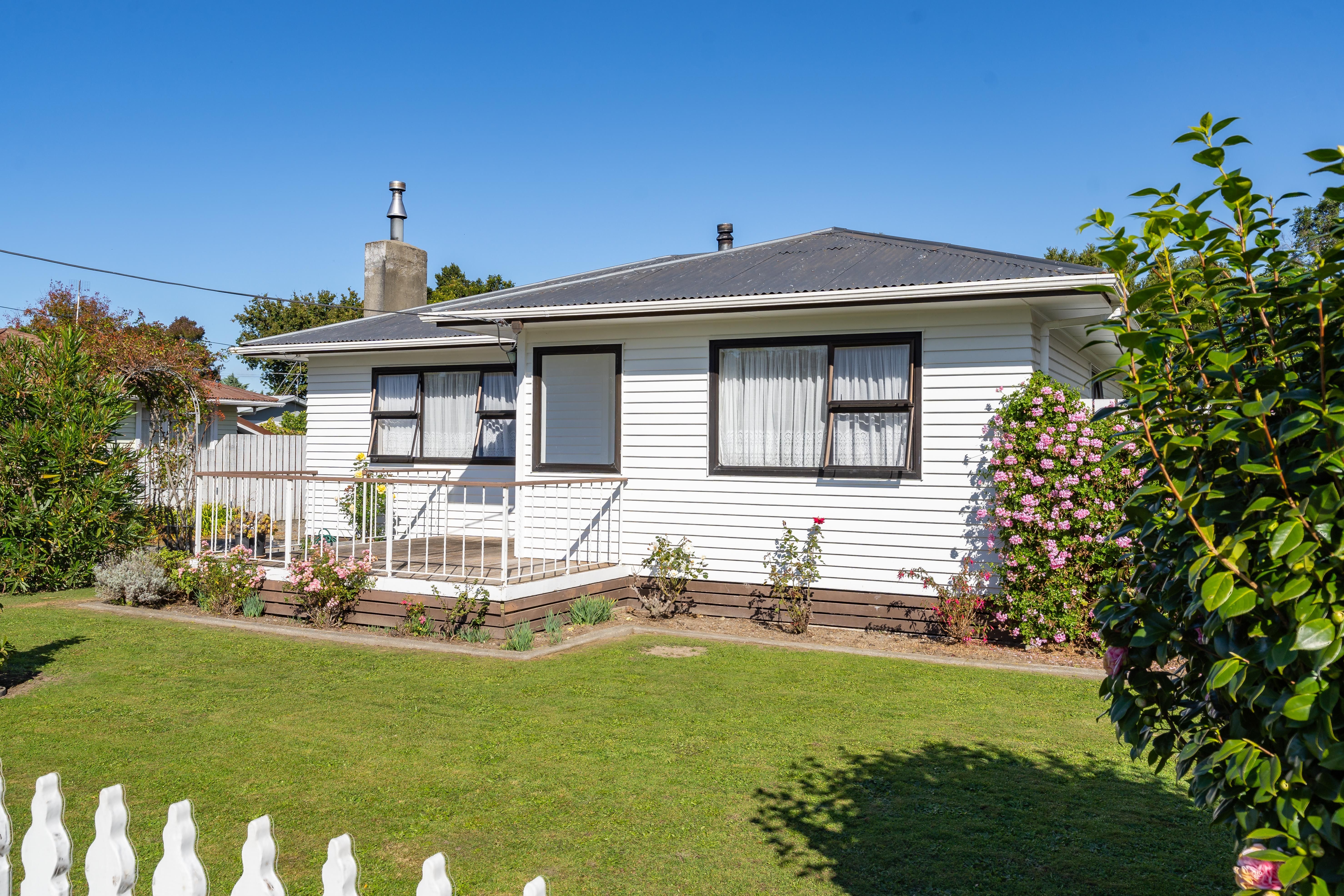 18 Brandon Street, Featherston, South Wairarapa District