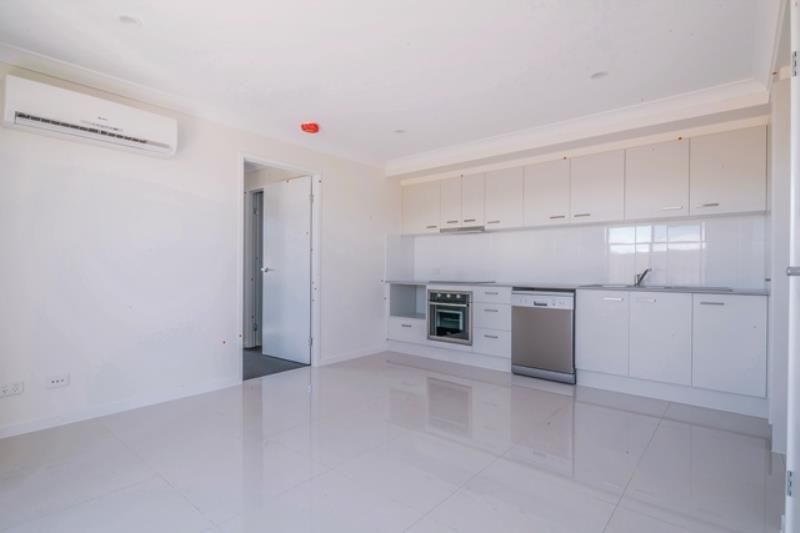 2/12 Swallowtail Street, ROSEWOOD, QLD 4340