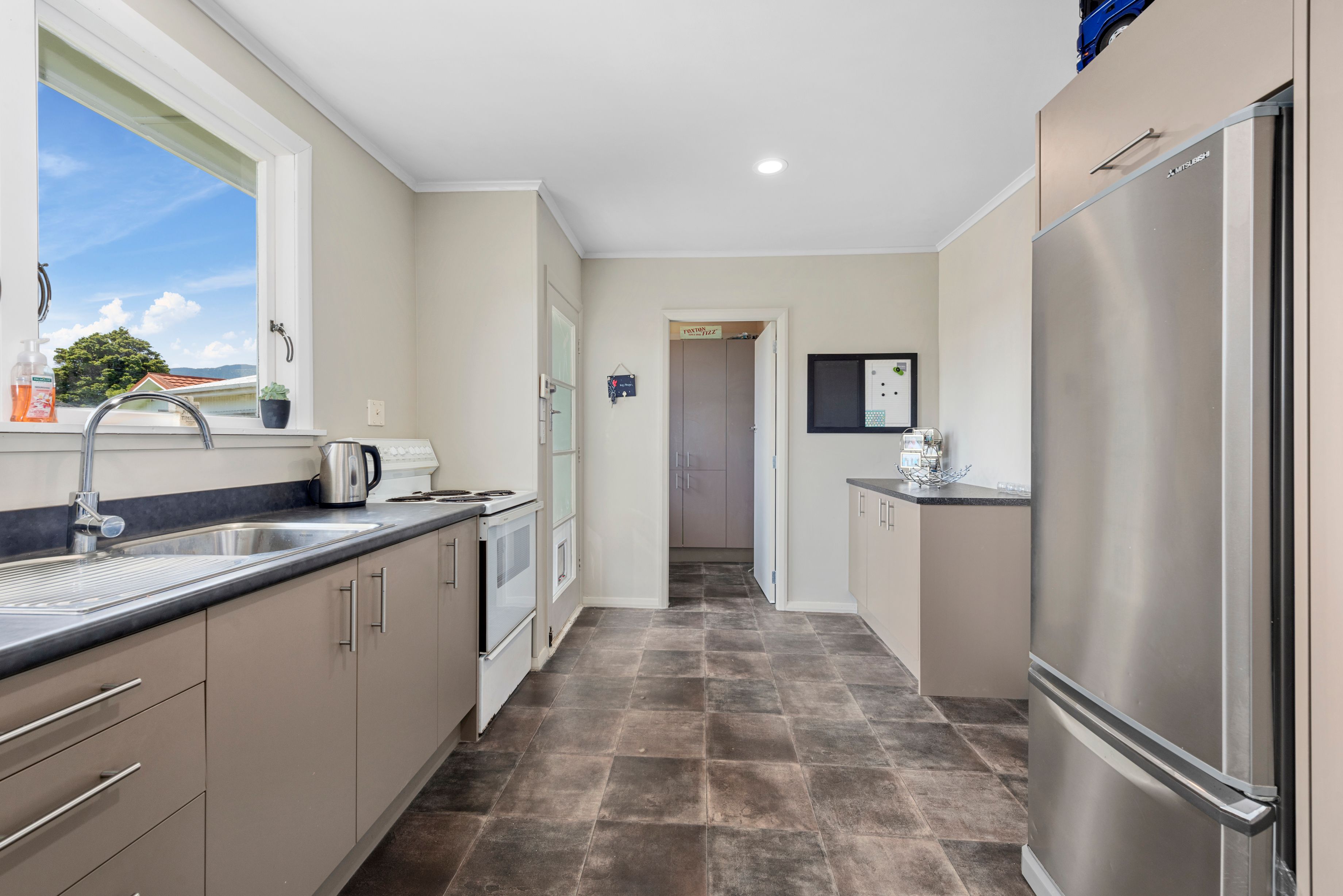 20 Charles Street, Clouston Park, Upper Hutt City