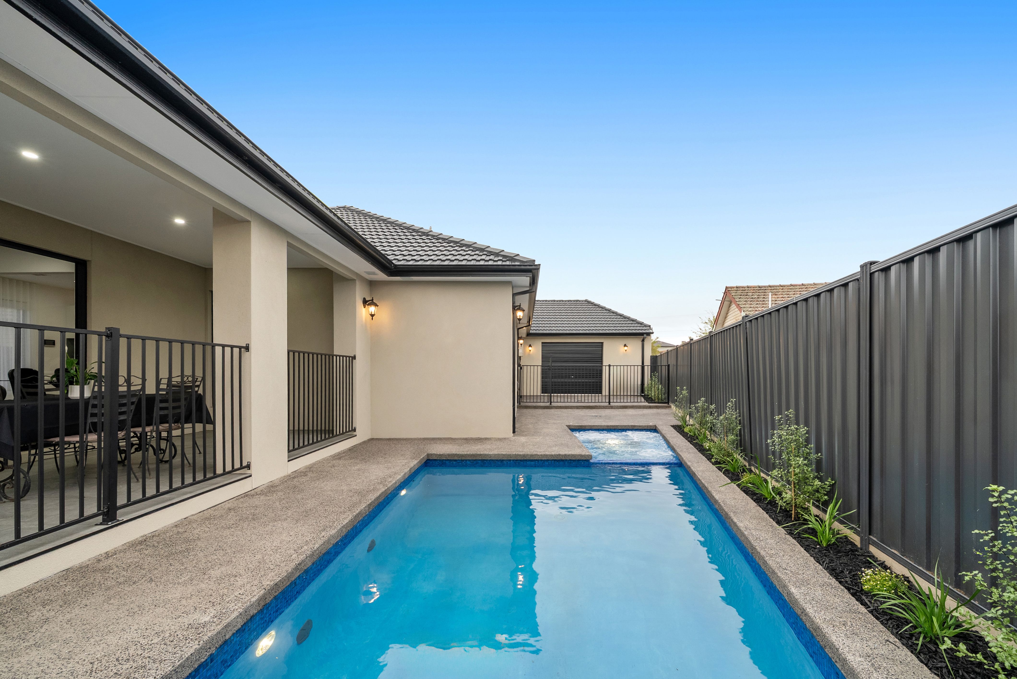 24 Derrick Street — photo 14 of 16