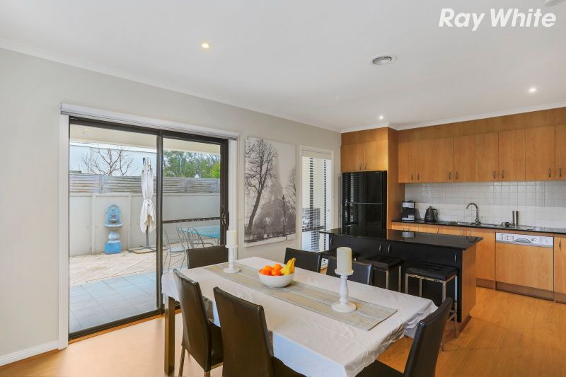 101 Sovereign Manors Crescent, Rowville, VIC 3178