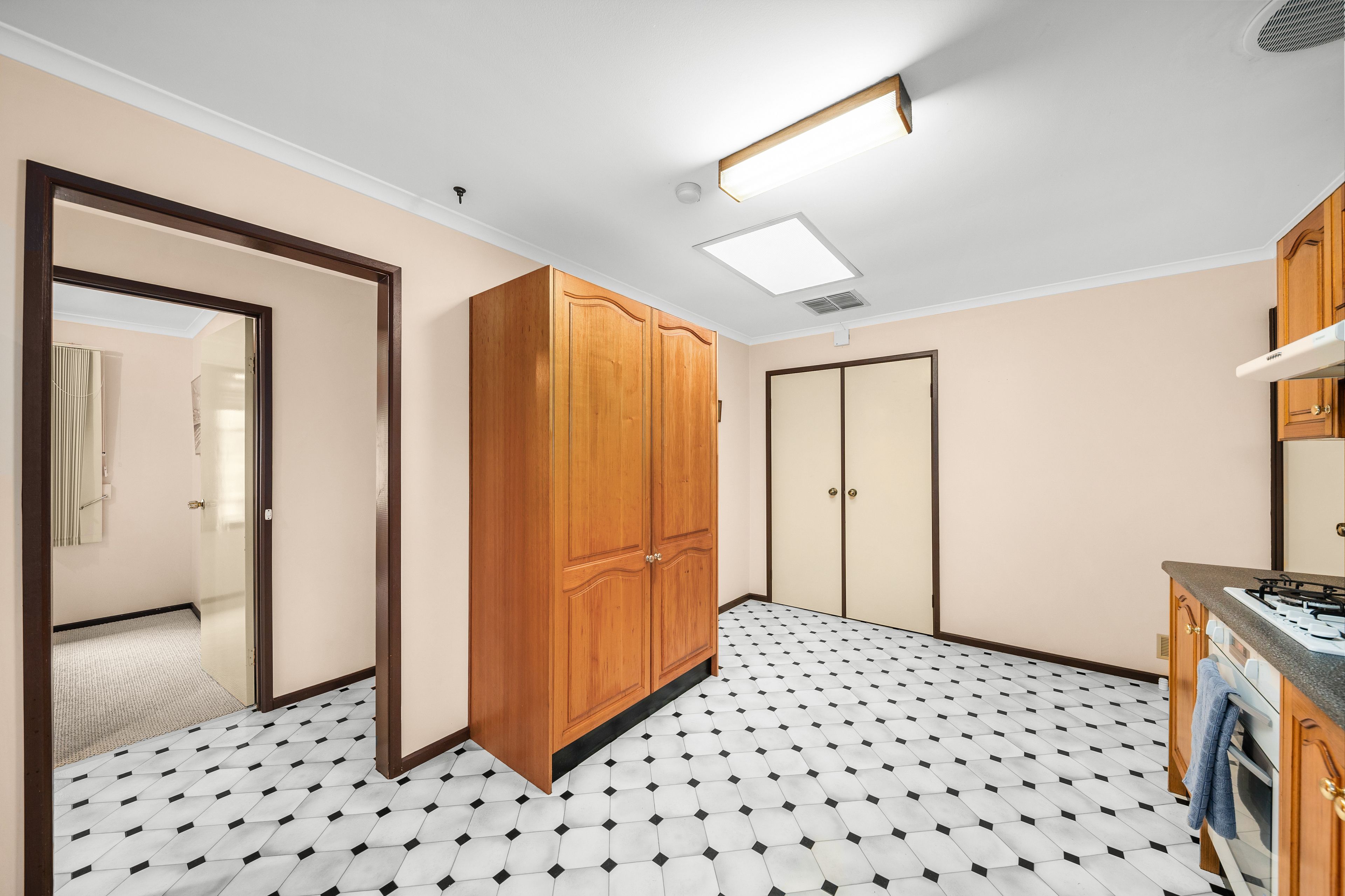 8 Allanton Avenue — photo 13 of 27