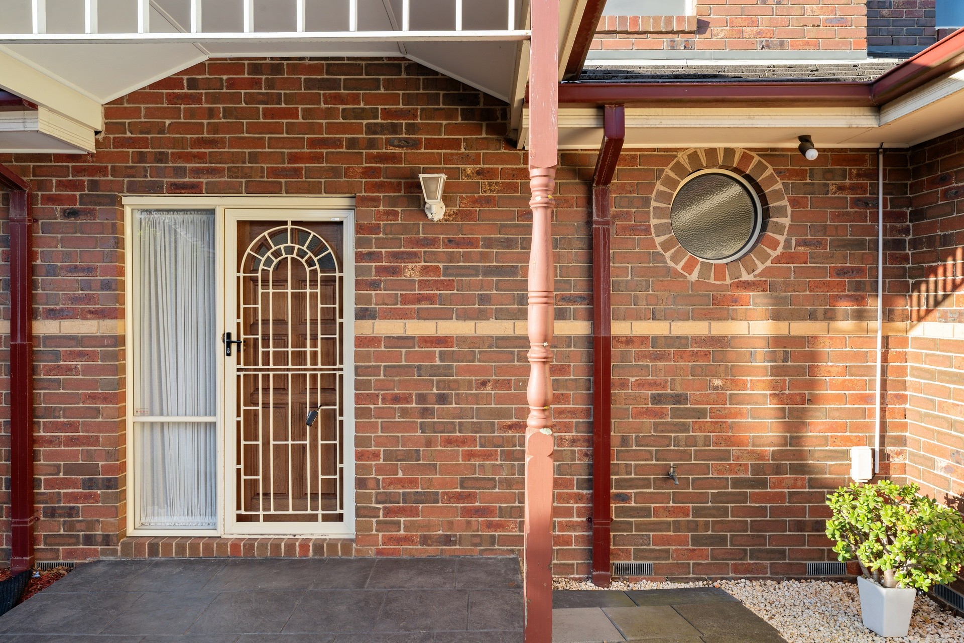 2/7 Fairhills Parade, Glen Waverley, VIC 3150