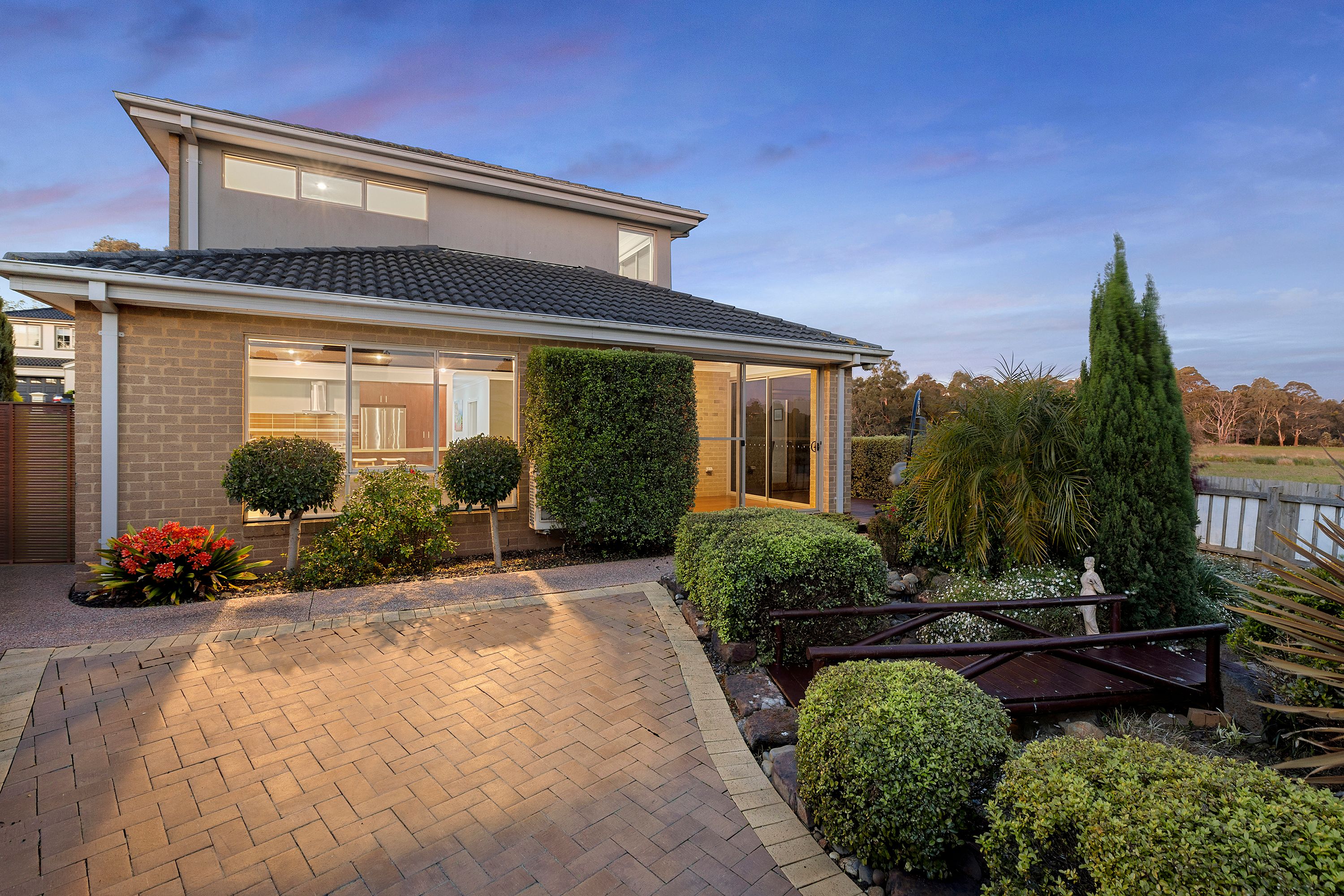 15 Royal Oak Court, Mulgrave VIC 3170