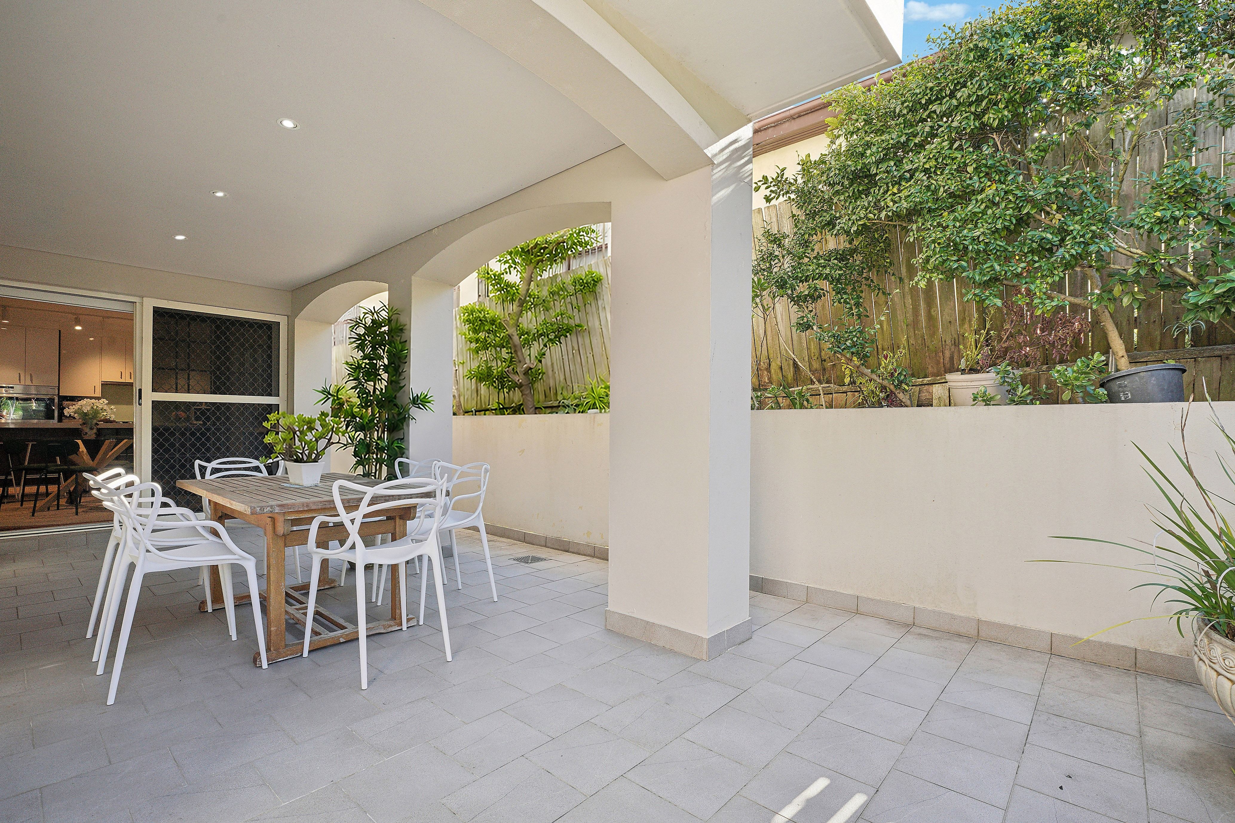 1/4 Albemarle Avenue — photo 4 of 11