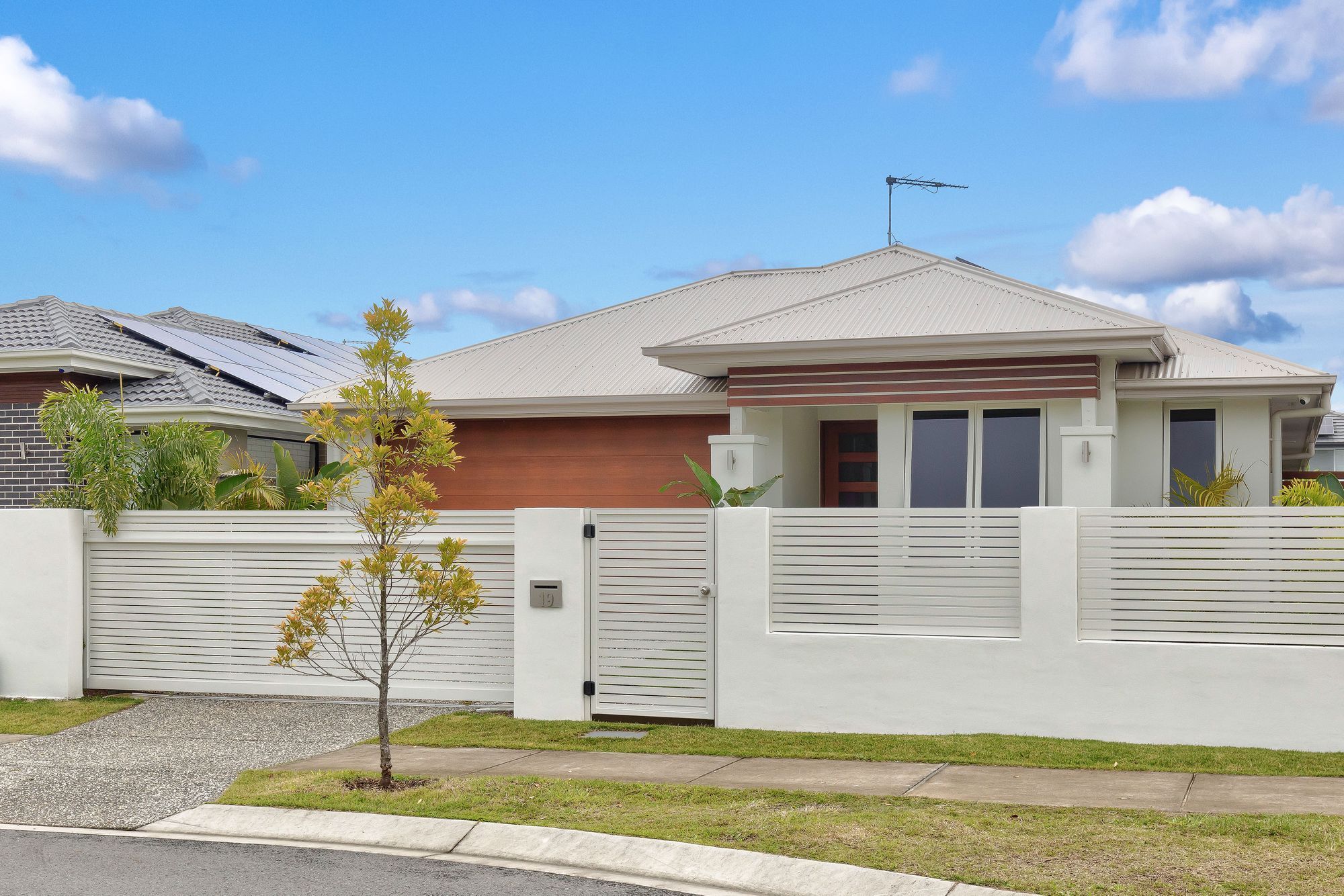 19 Whitsunday Street, Parkinson, QLD 4115
