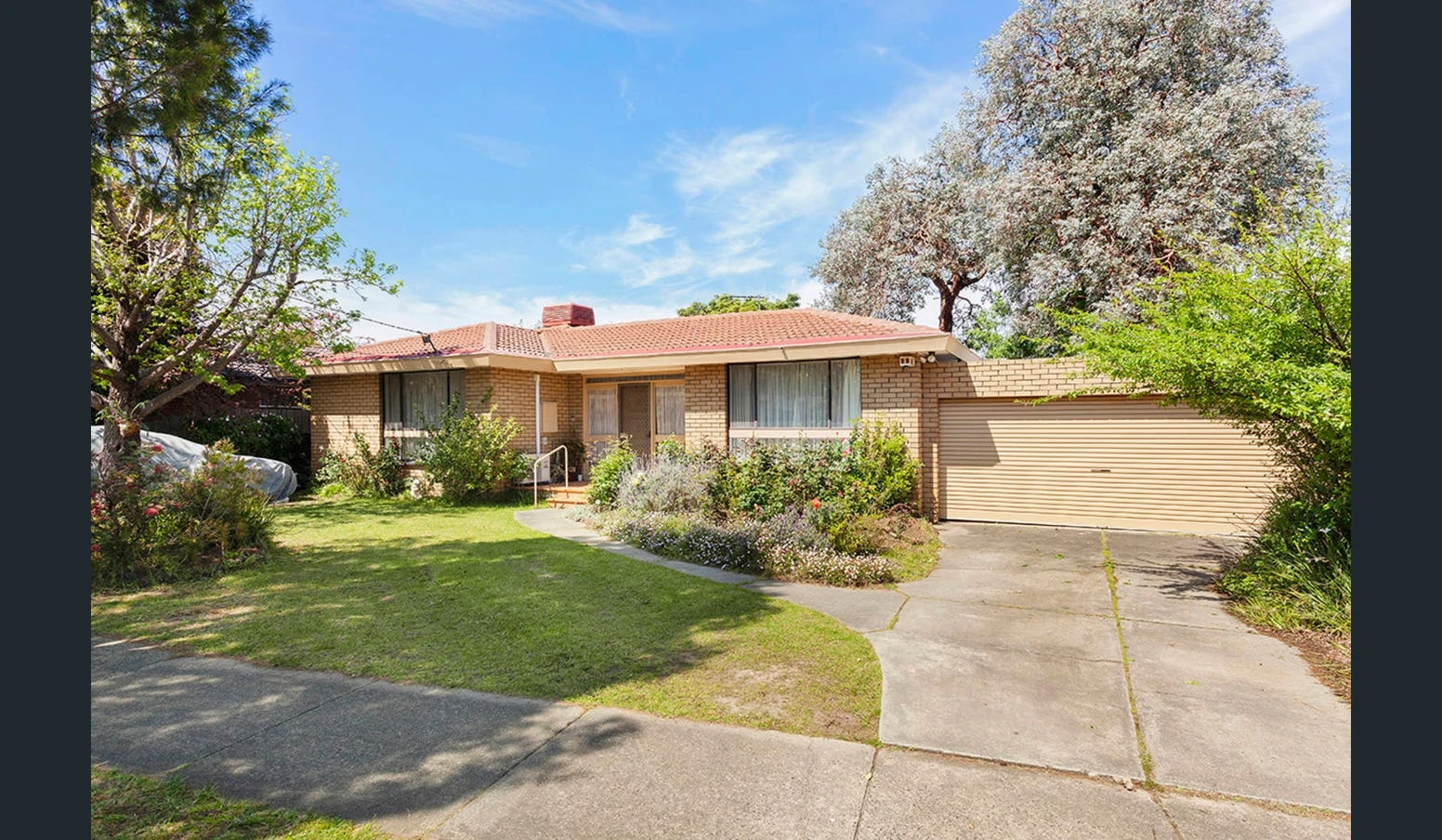 46 Blue Hills Avenue, Mount Waverley, VIC 3149
