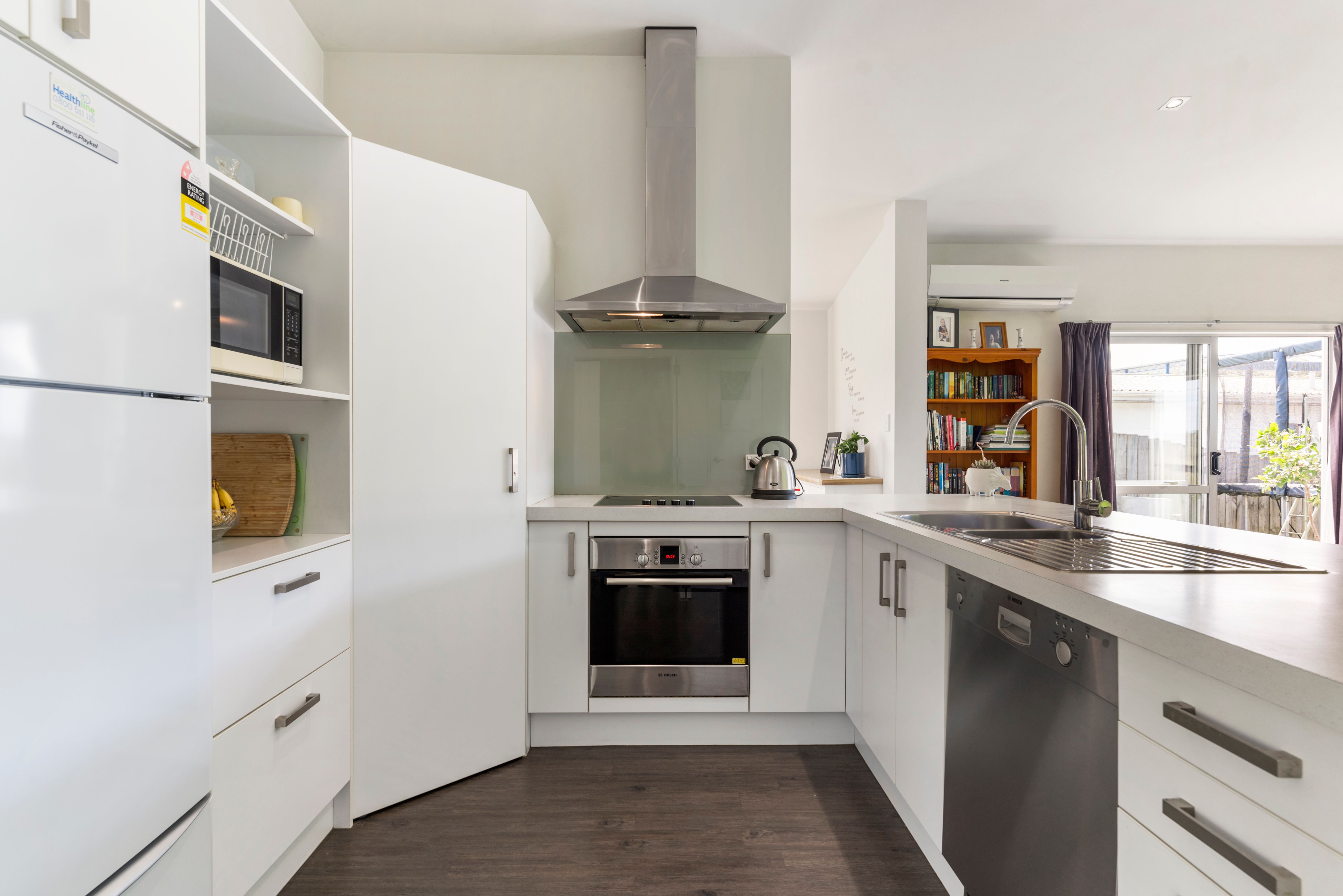 1A Waiari Road, Conifer Grove, Manukau City