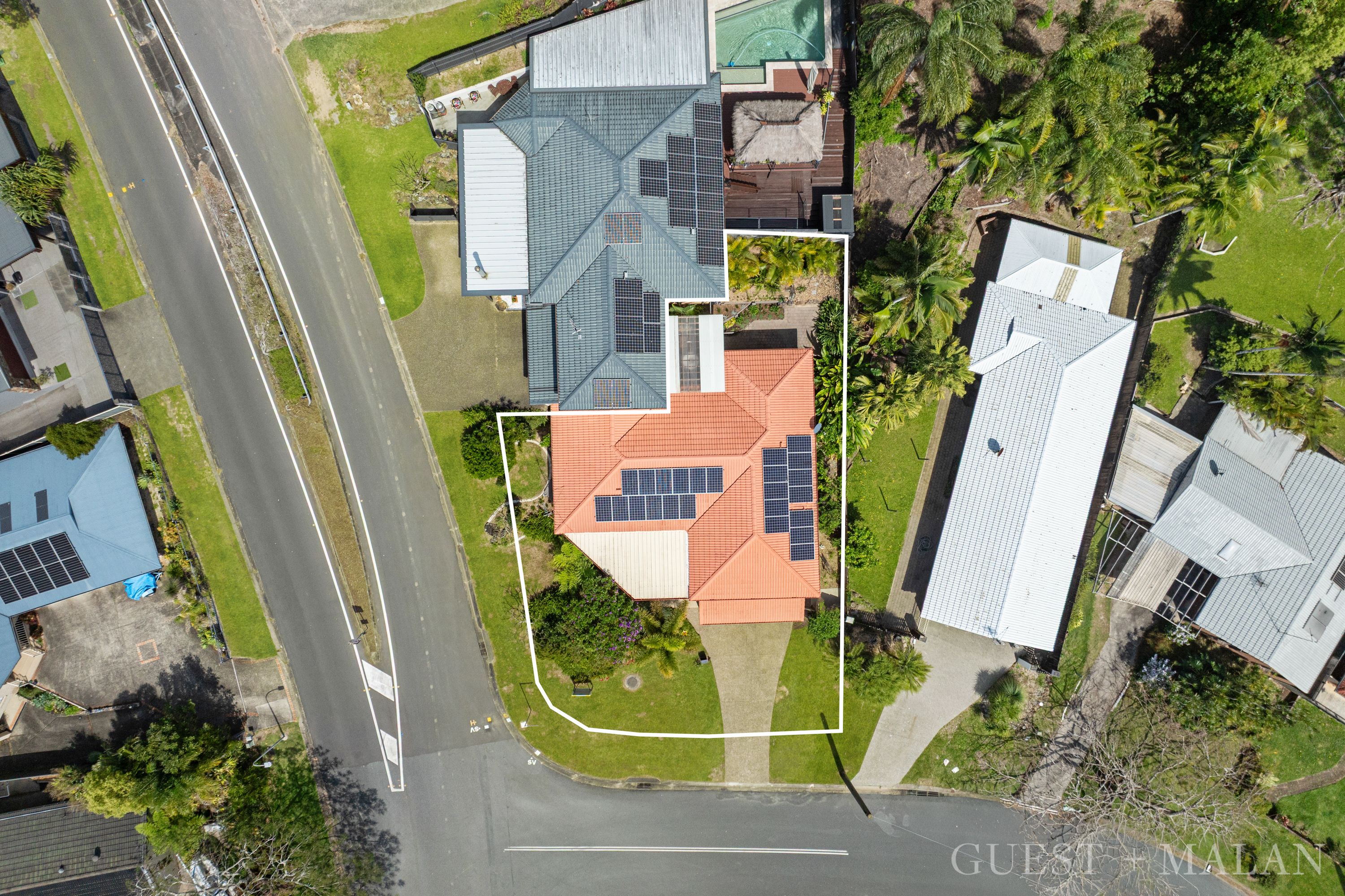 1/51 Mariners Crescent — photo 18 of 21