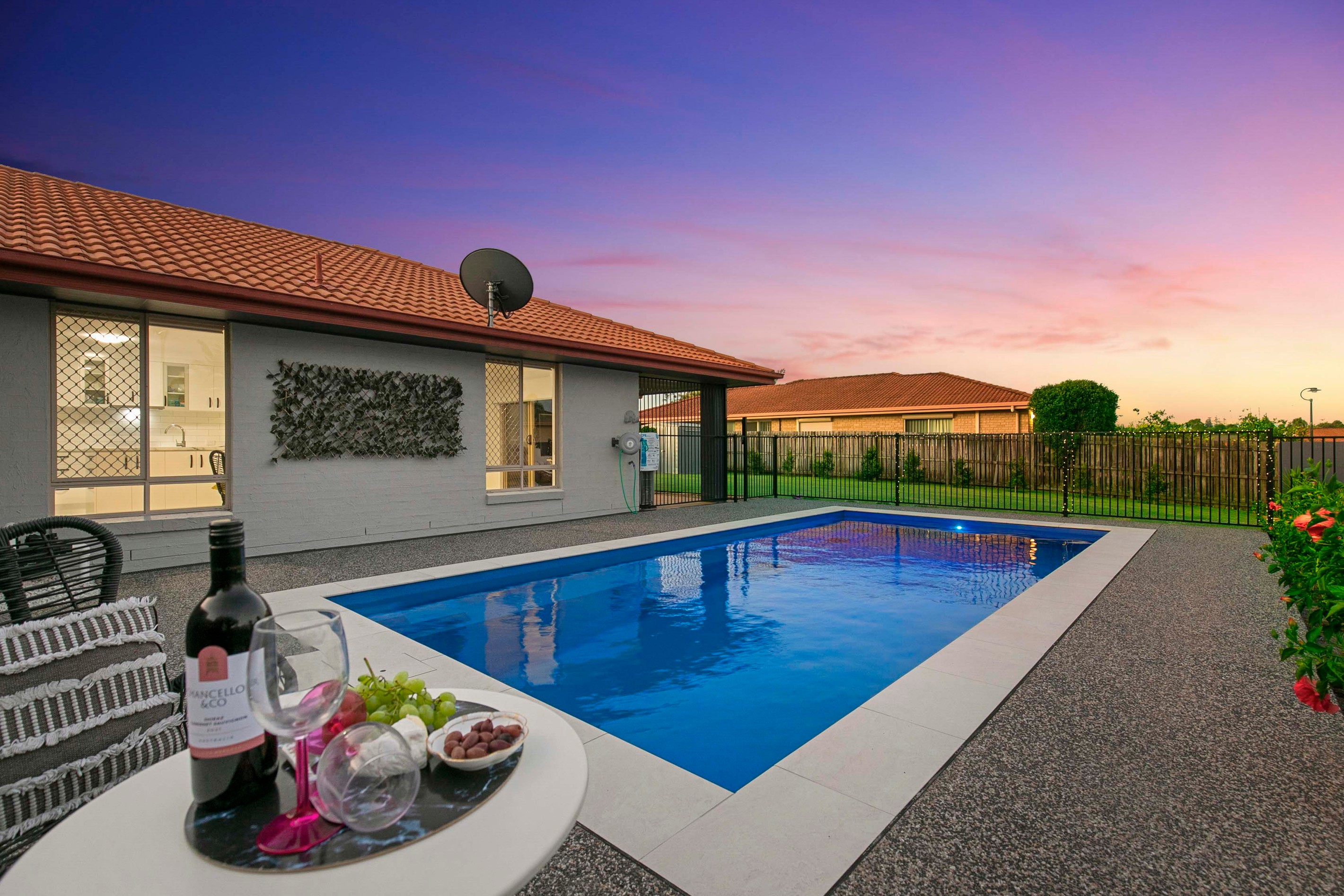 1 Heather Way, Urraween, QLD 4655