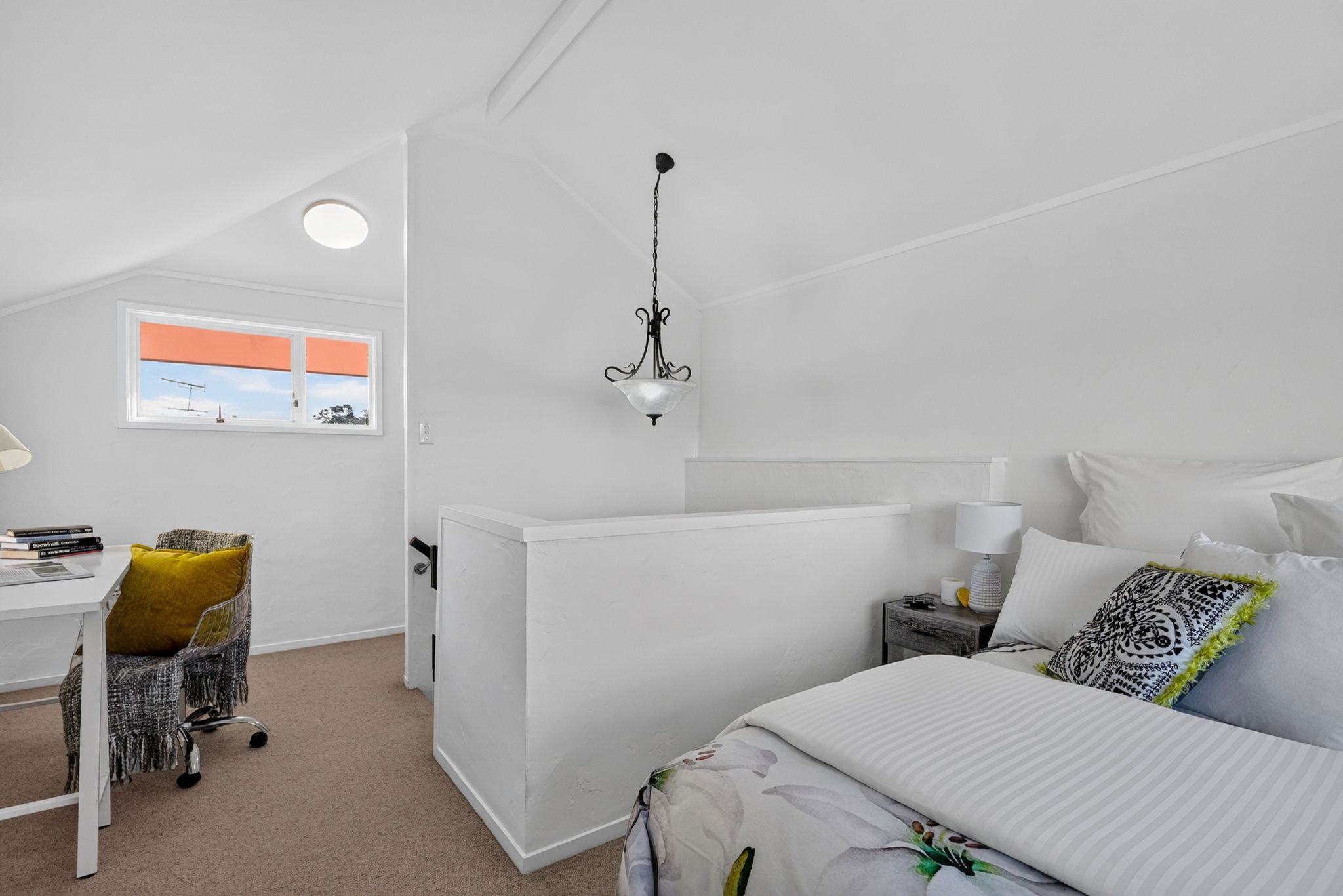 4/3 Glen Road, Browns Bay, North Shore City
