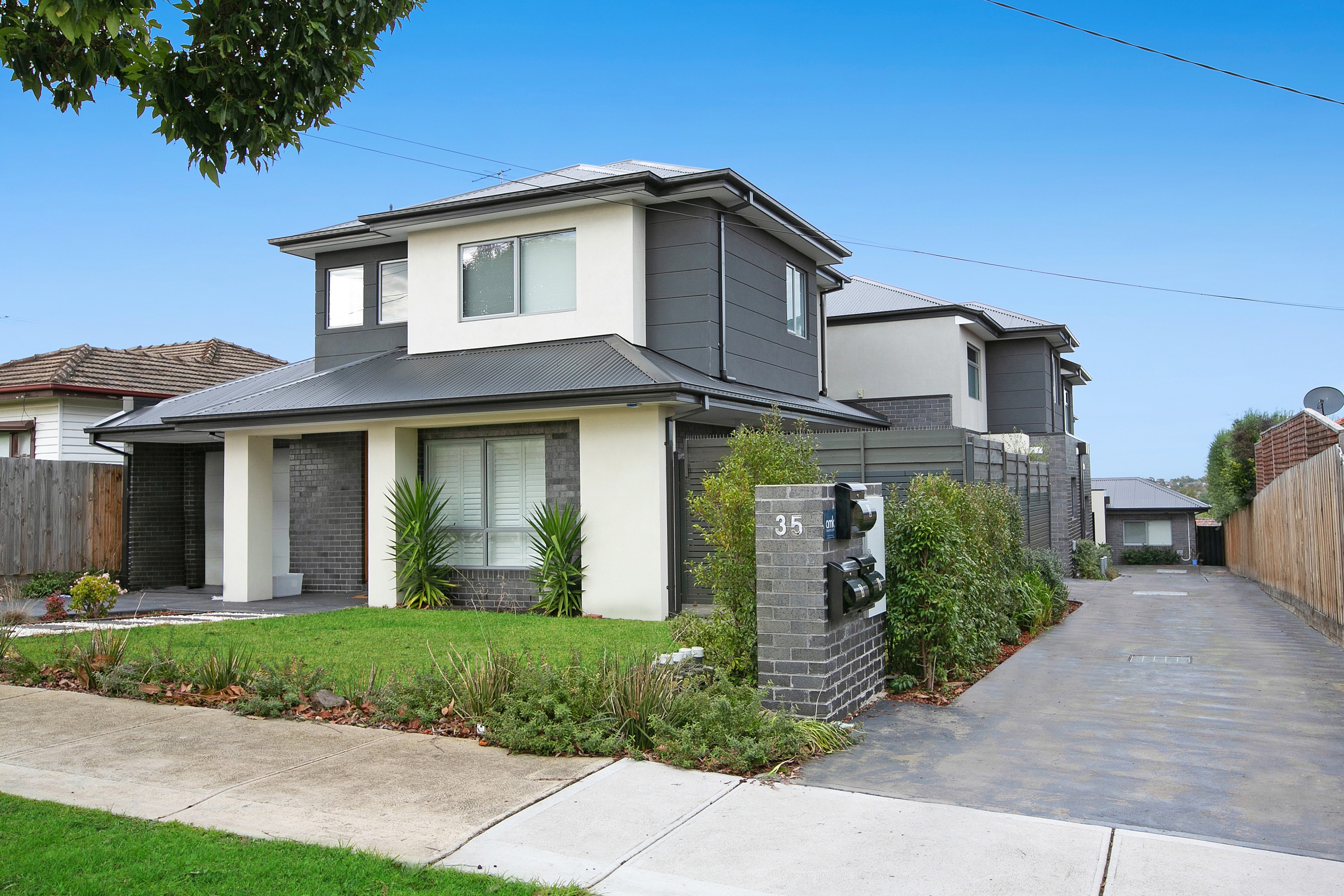 2/35 Hickford Street, Reservoir, VIC 3073