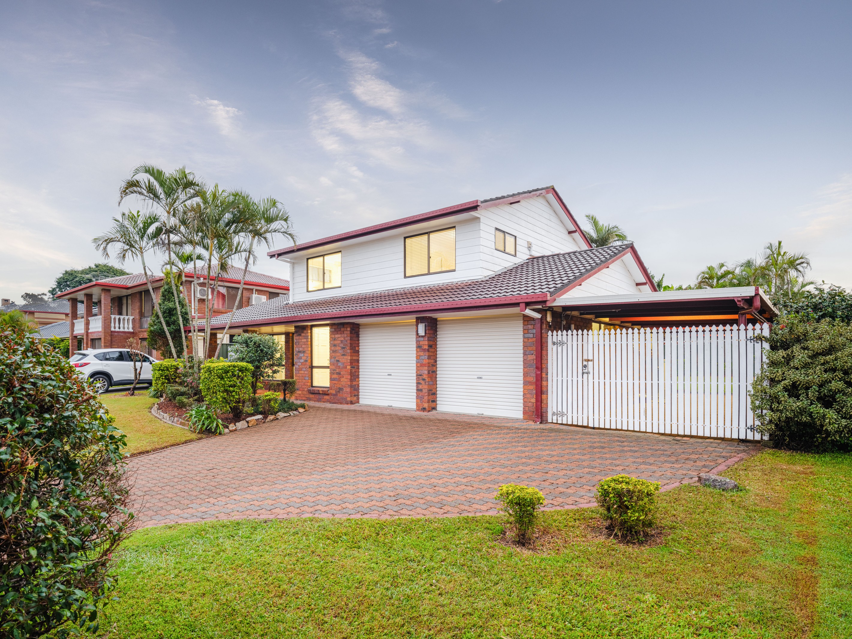 19 Aldersgate Street, Oxley, QLD 4075