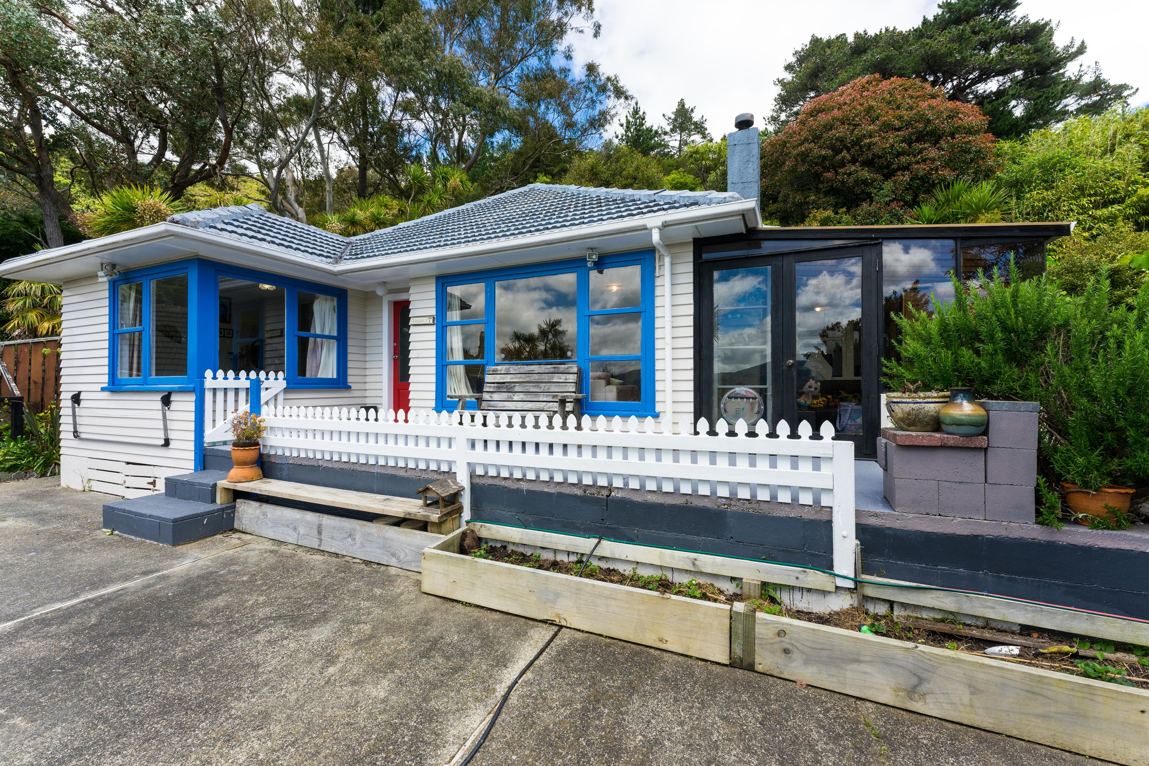9 Holmes Grove, Naenae, Lower Hutt City