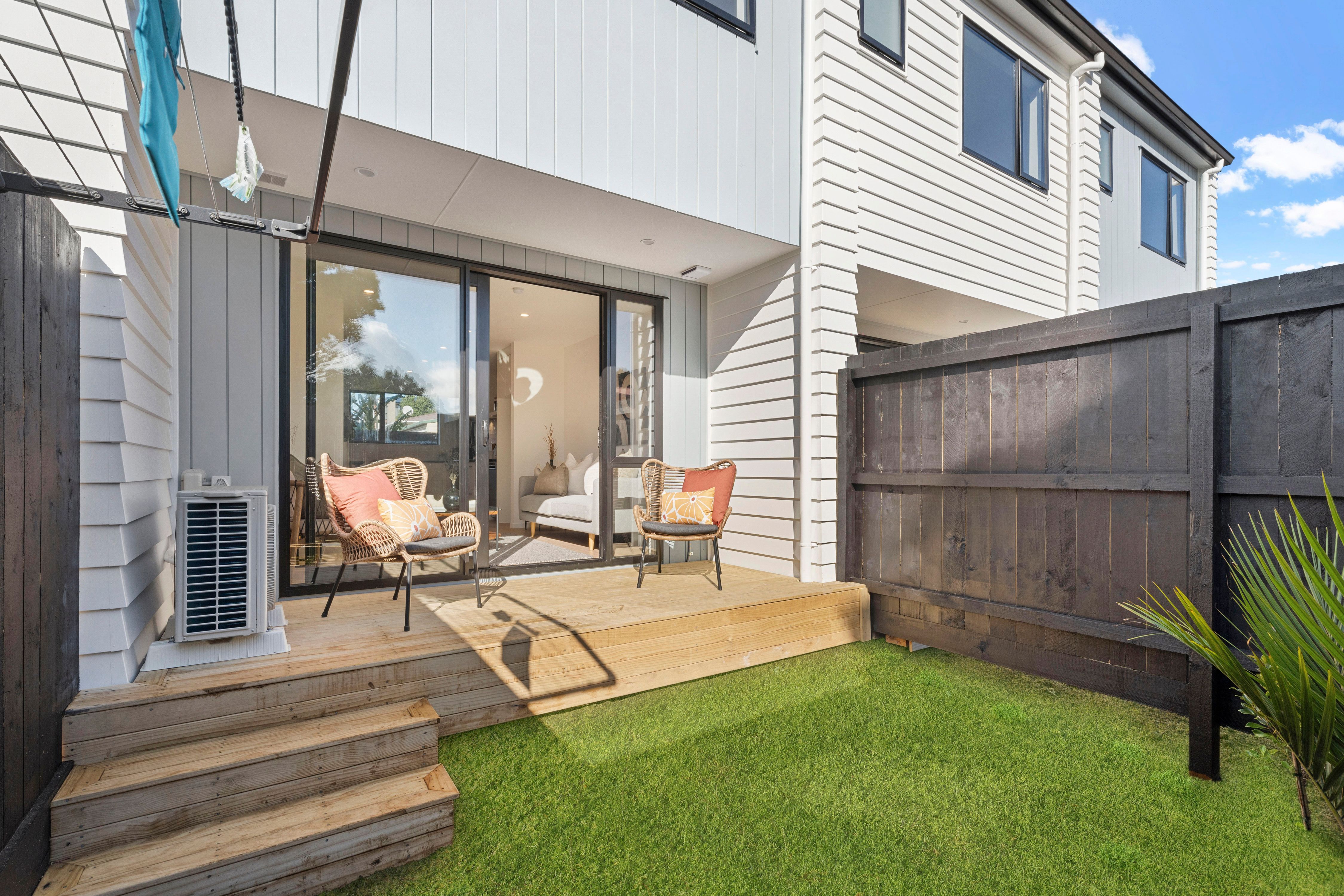4/3 Derrett Place, Mangere Bridge, Manukau City