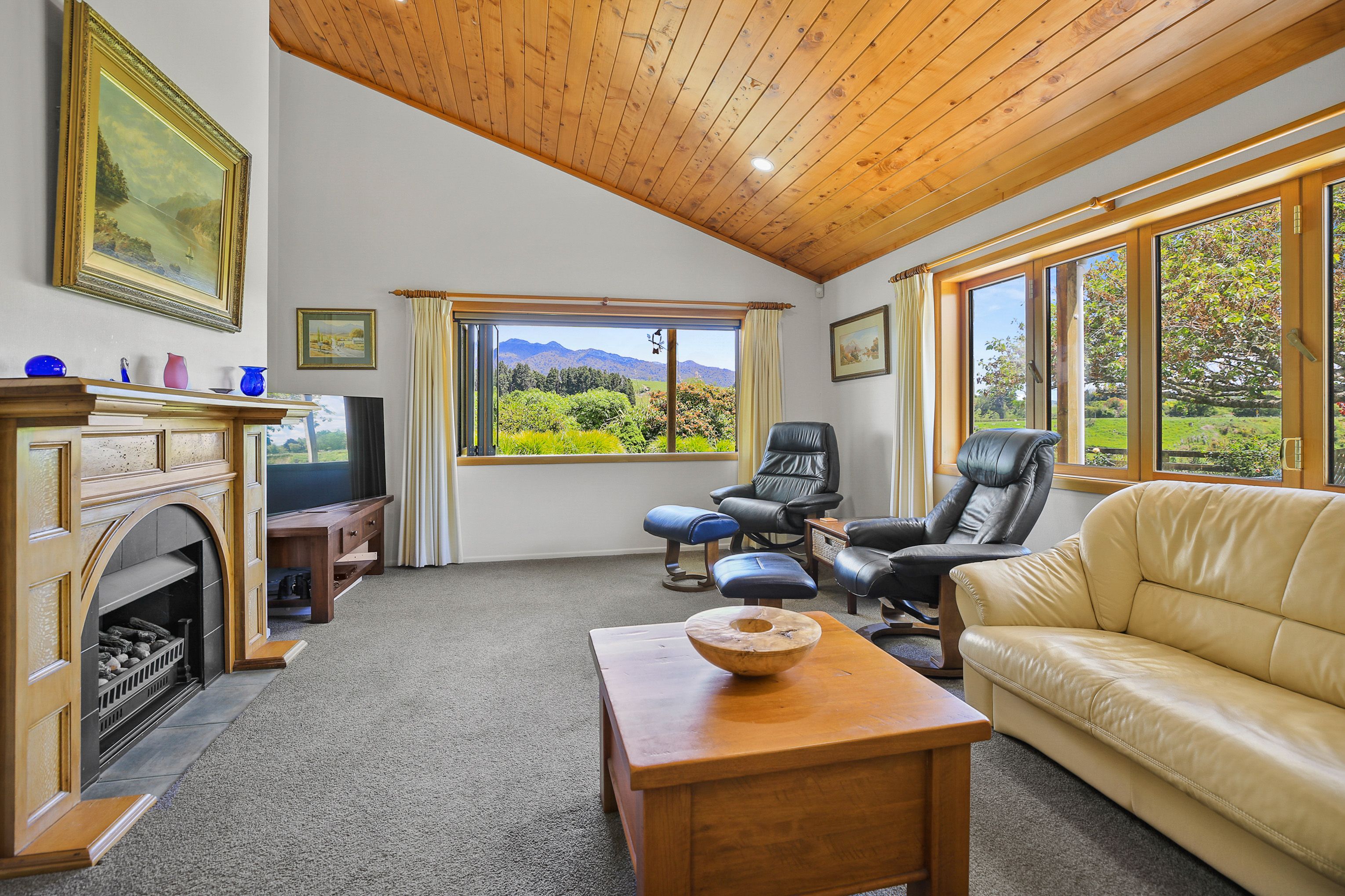 73 Aubin Close, Pirongia, Waipa District 3802 Sold Lifestyle Property