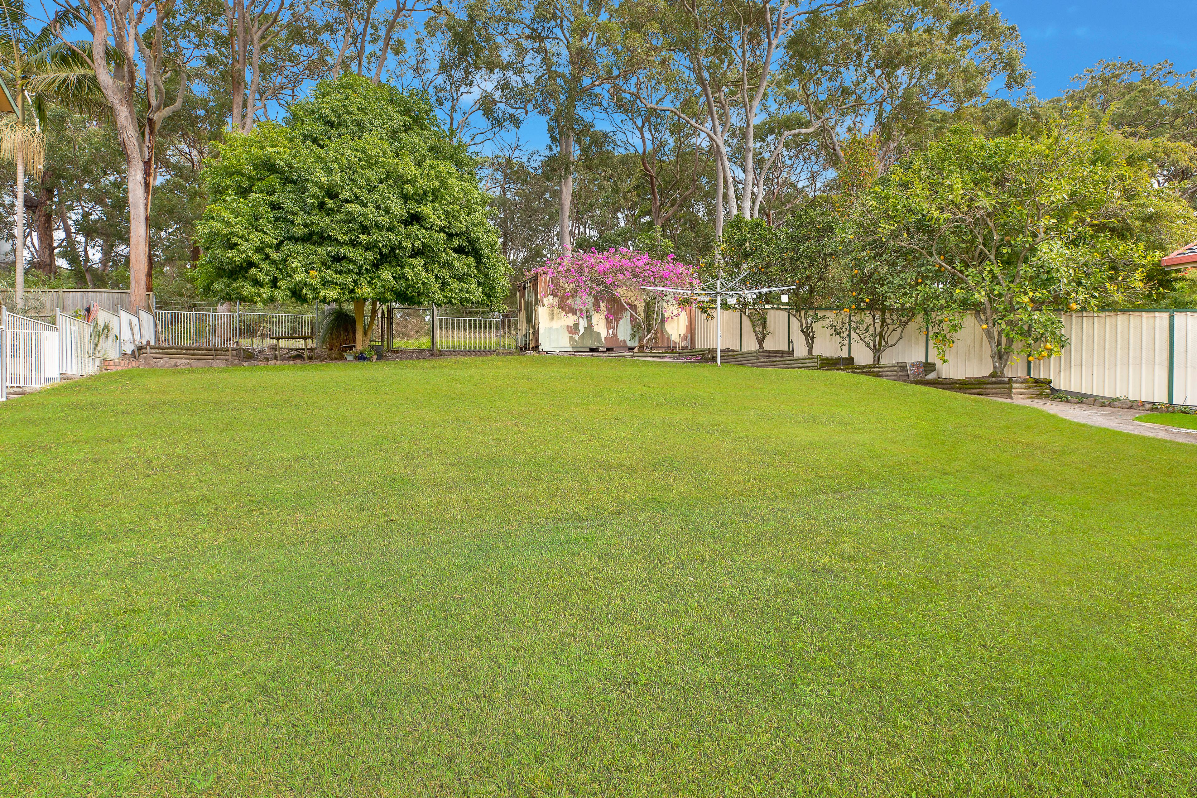 5 Redgum Close — photo 8 of 12