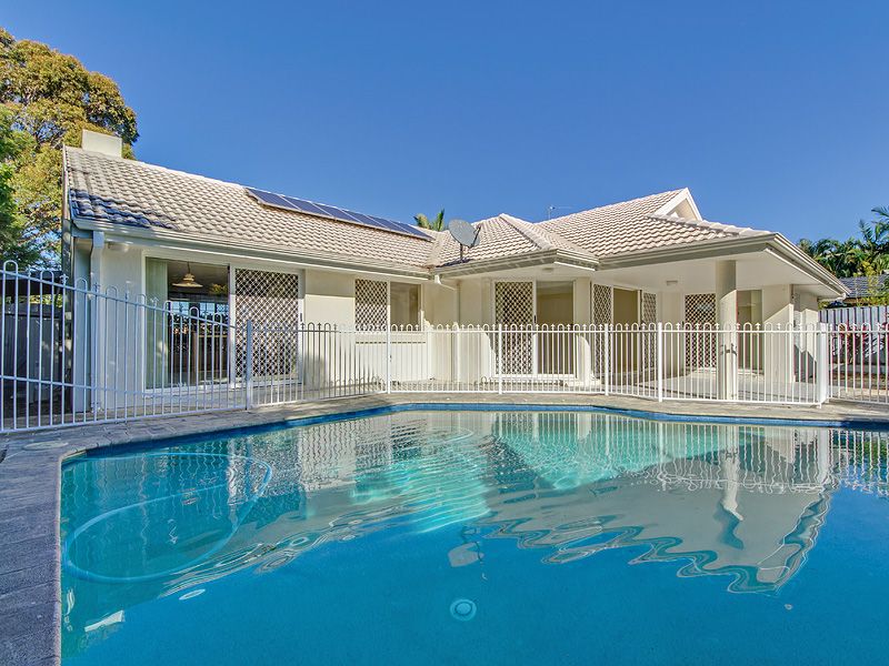 24 Collingwood Avenue, Robina, QLD 4226
