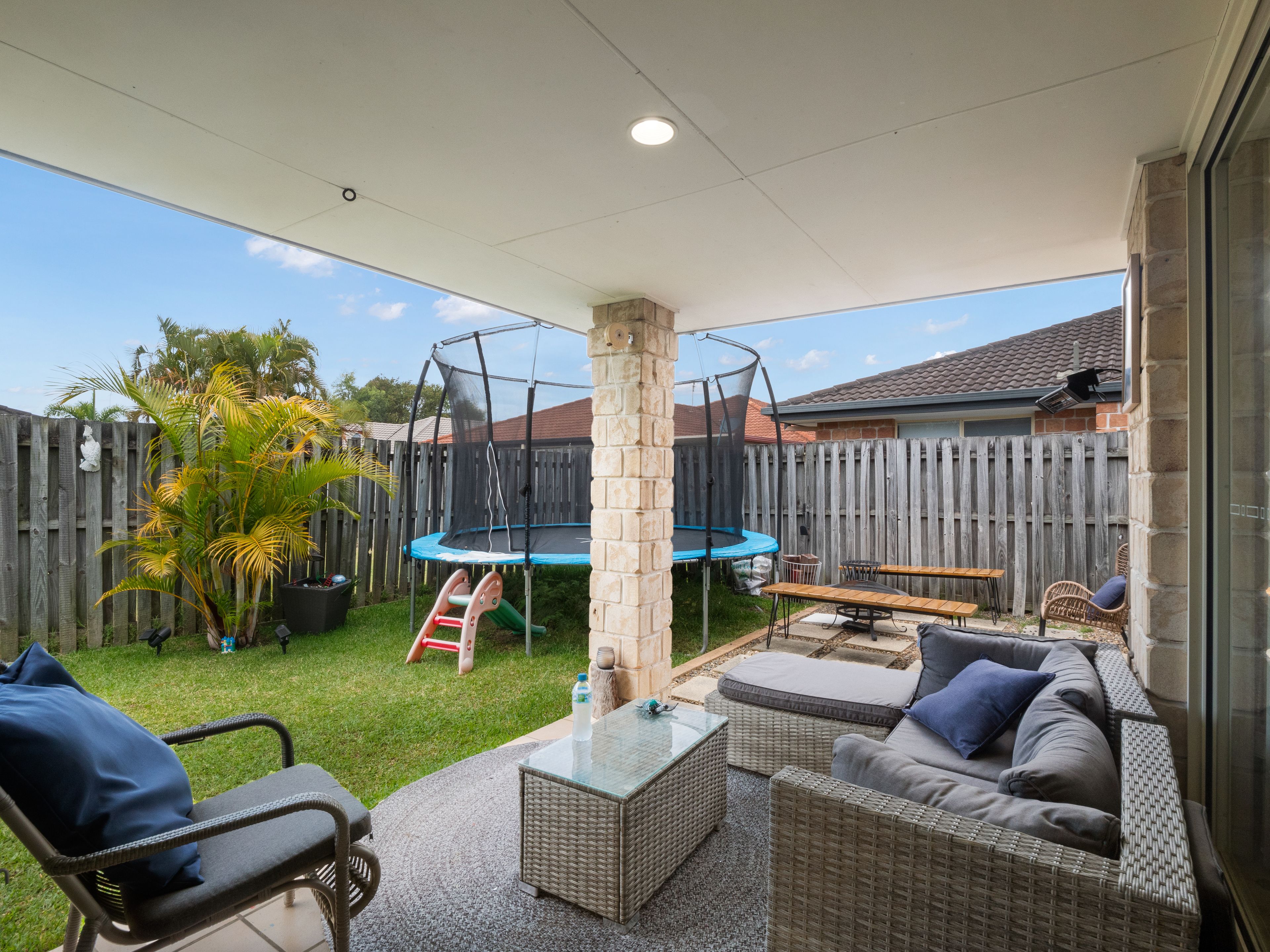 17 Tracey Crescent, Varsity Lakes, QLD 4227