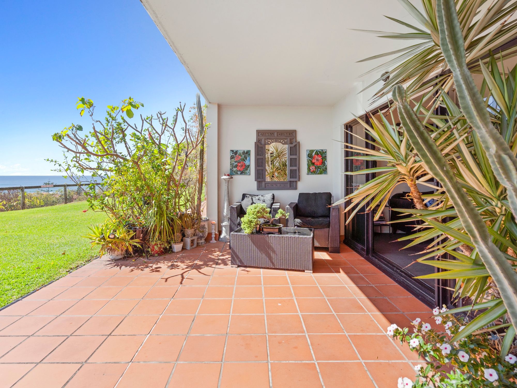 D1/1 Great Hall Drive, Miami, QLD 4220