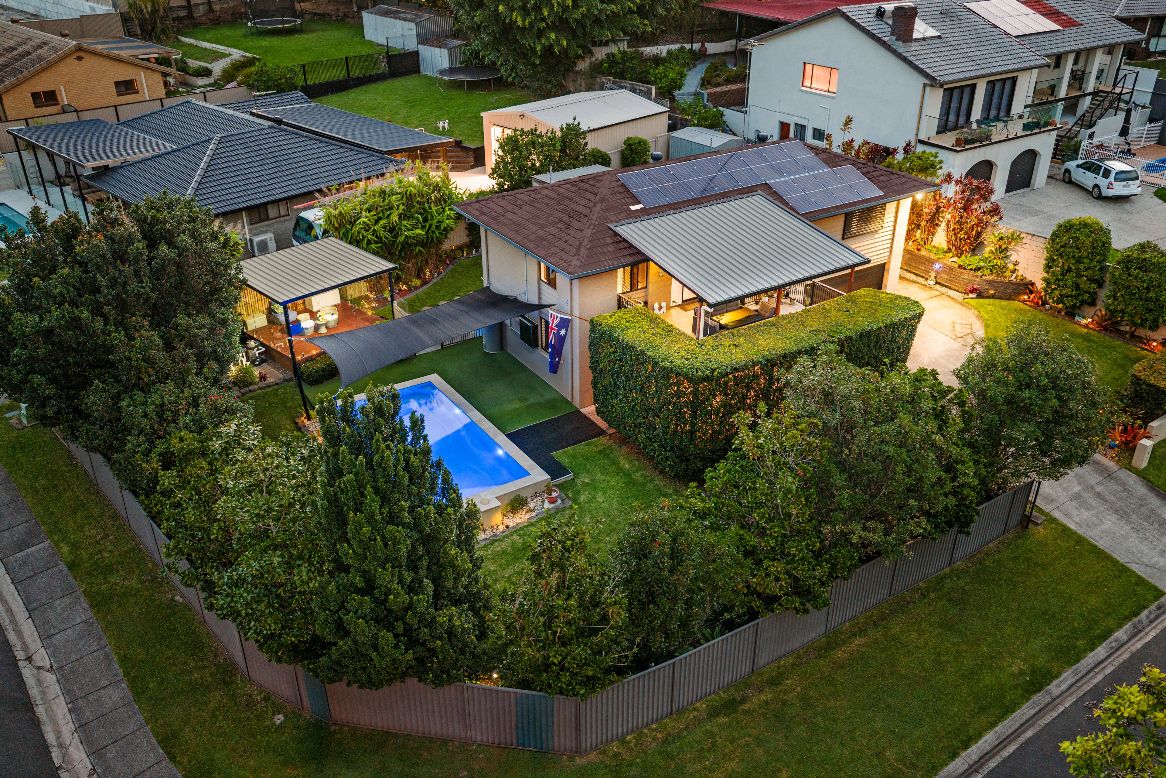 1 Marble Drive, Carrara QLD 4211