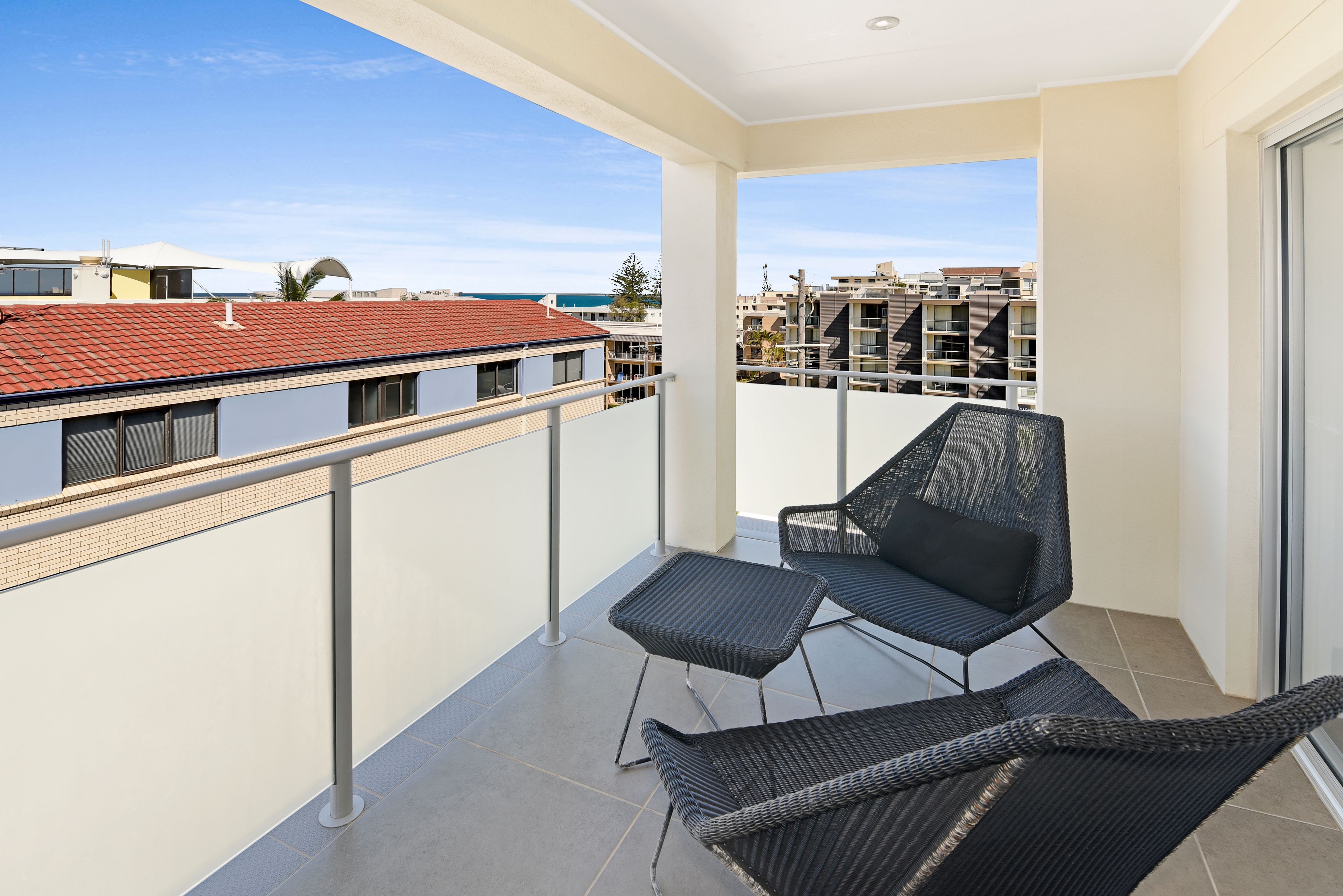 Unit 10 'Nimolanca' 3 Warne Terrace, Kings Beach, QLD 4551