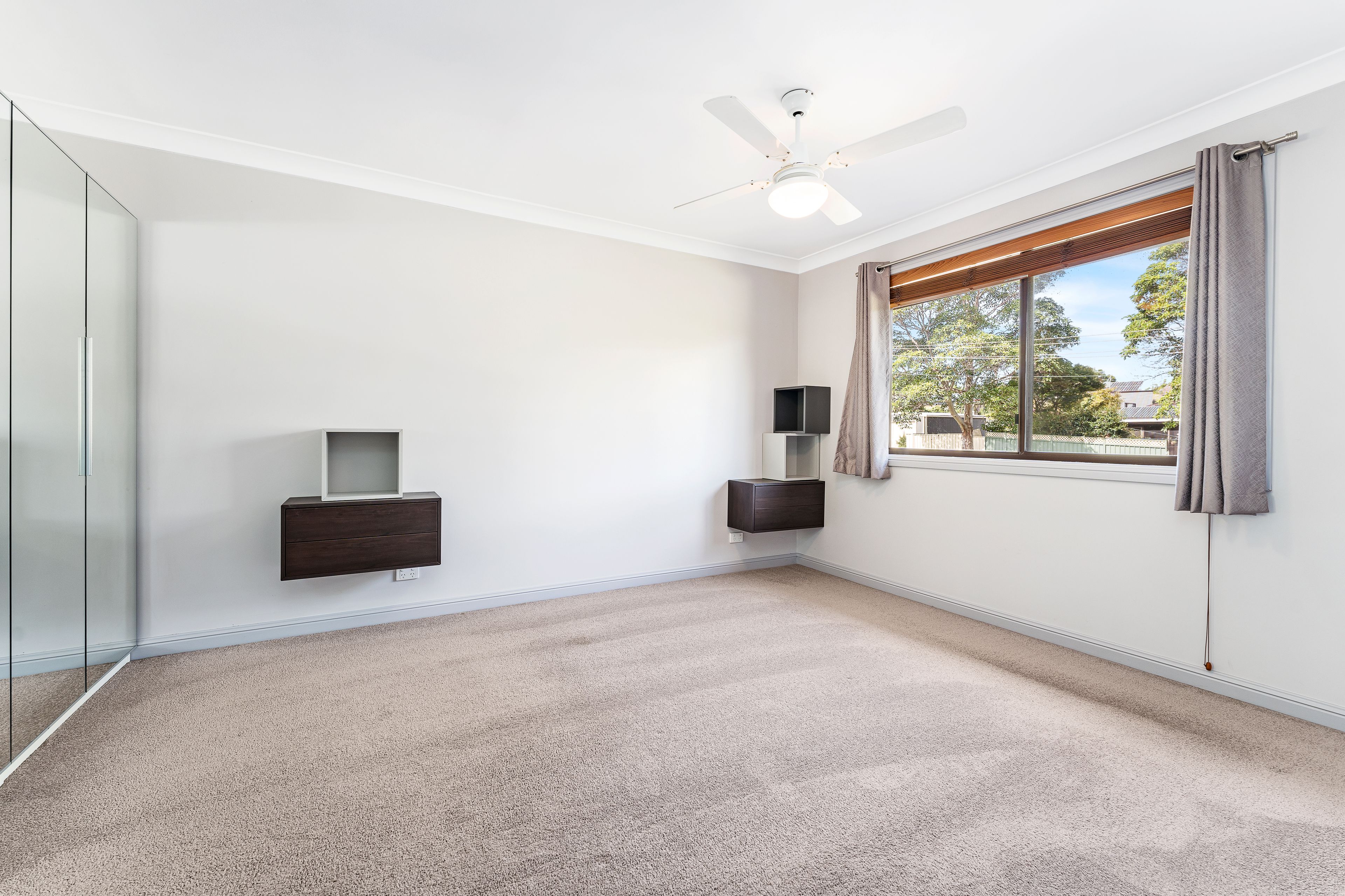 8 Olga Street — photo 4 of 7