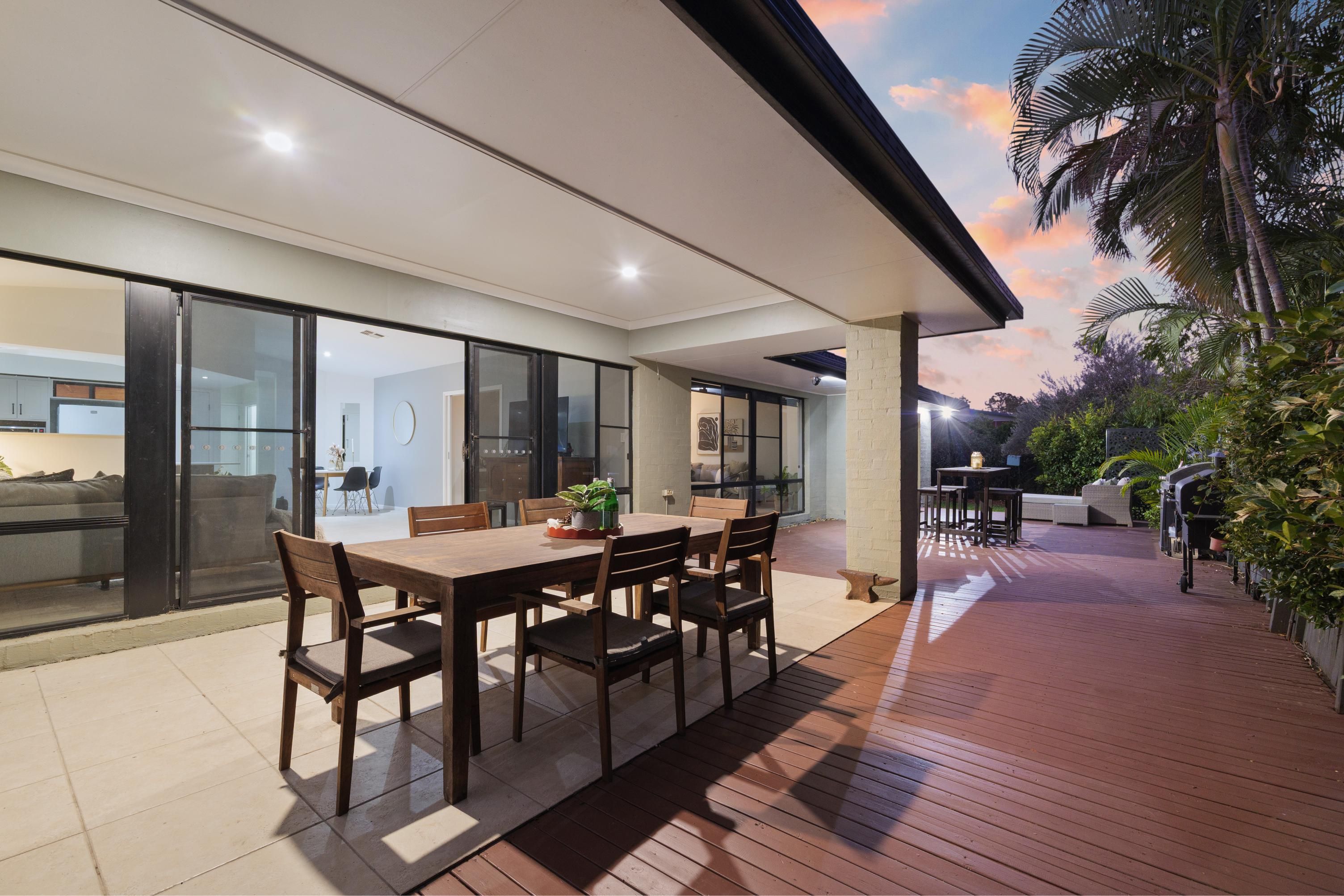 22 Balnaves Place, Mitchelton, QLD 4053