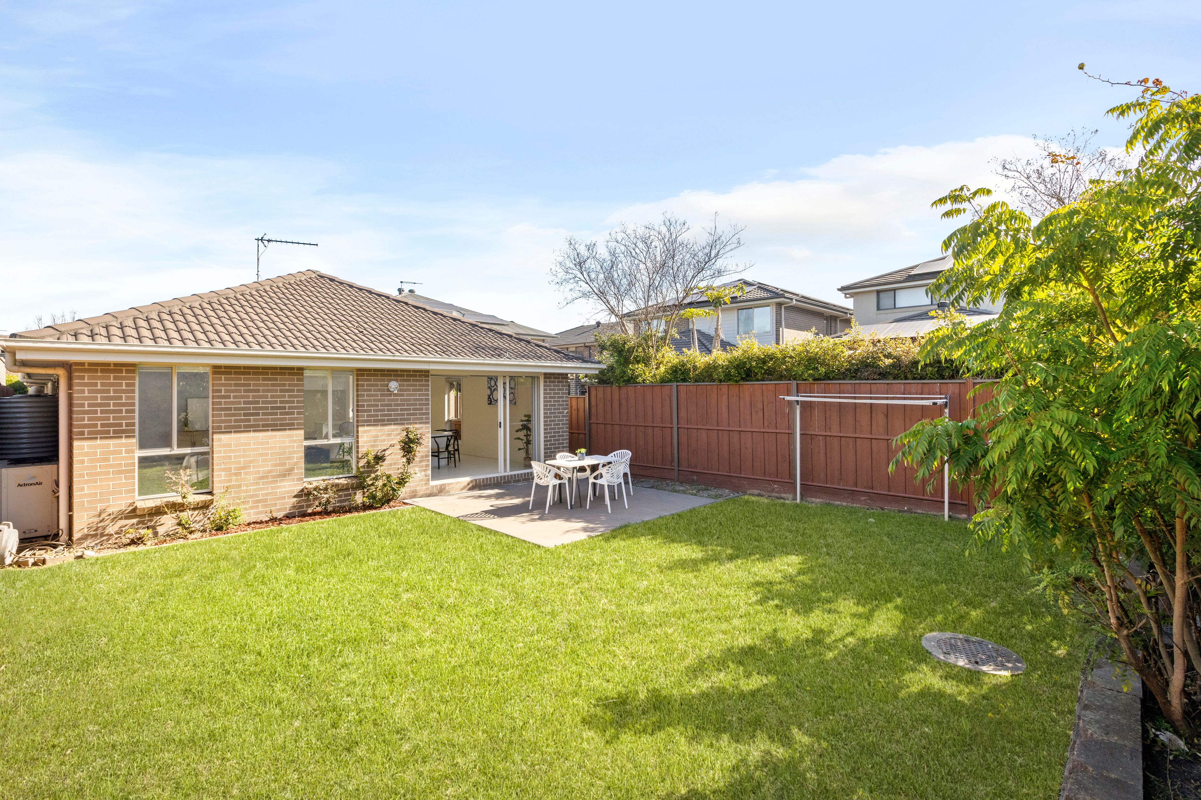 18 Jacqui Avenue — photo 11 of 15