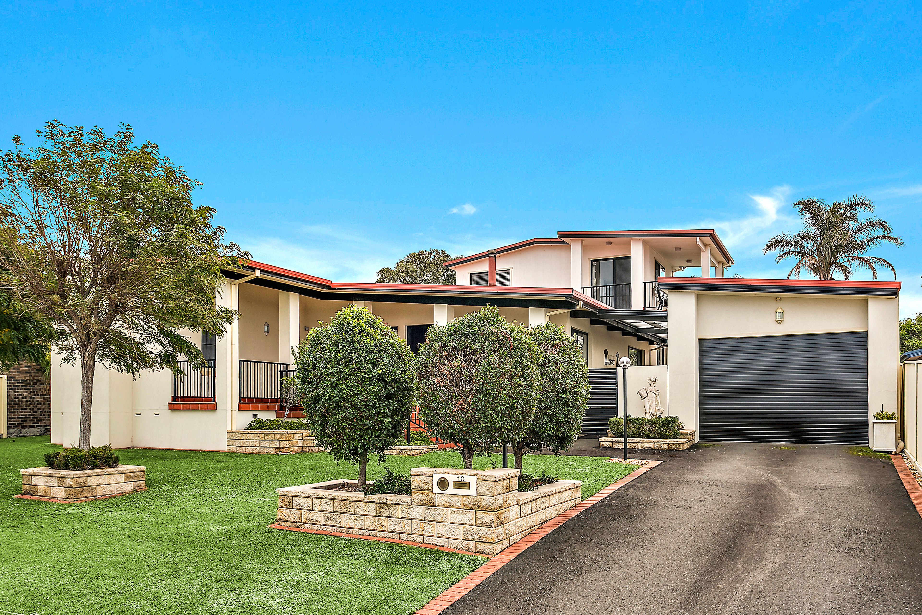 10 Adelaide Place