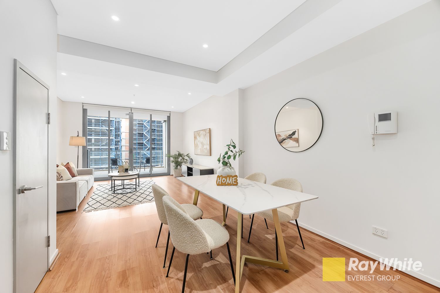 510B/8 Bourke Street — photo 5 of 25