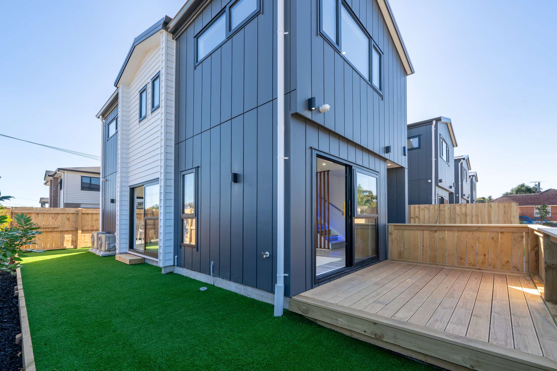 58 Allenby Road photo 9
