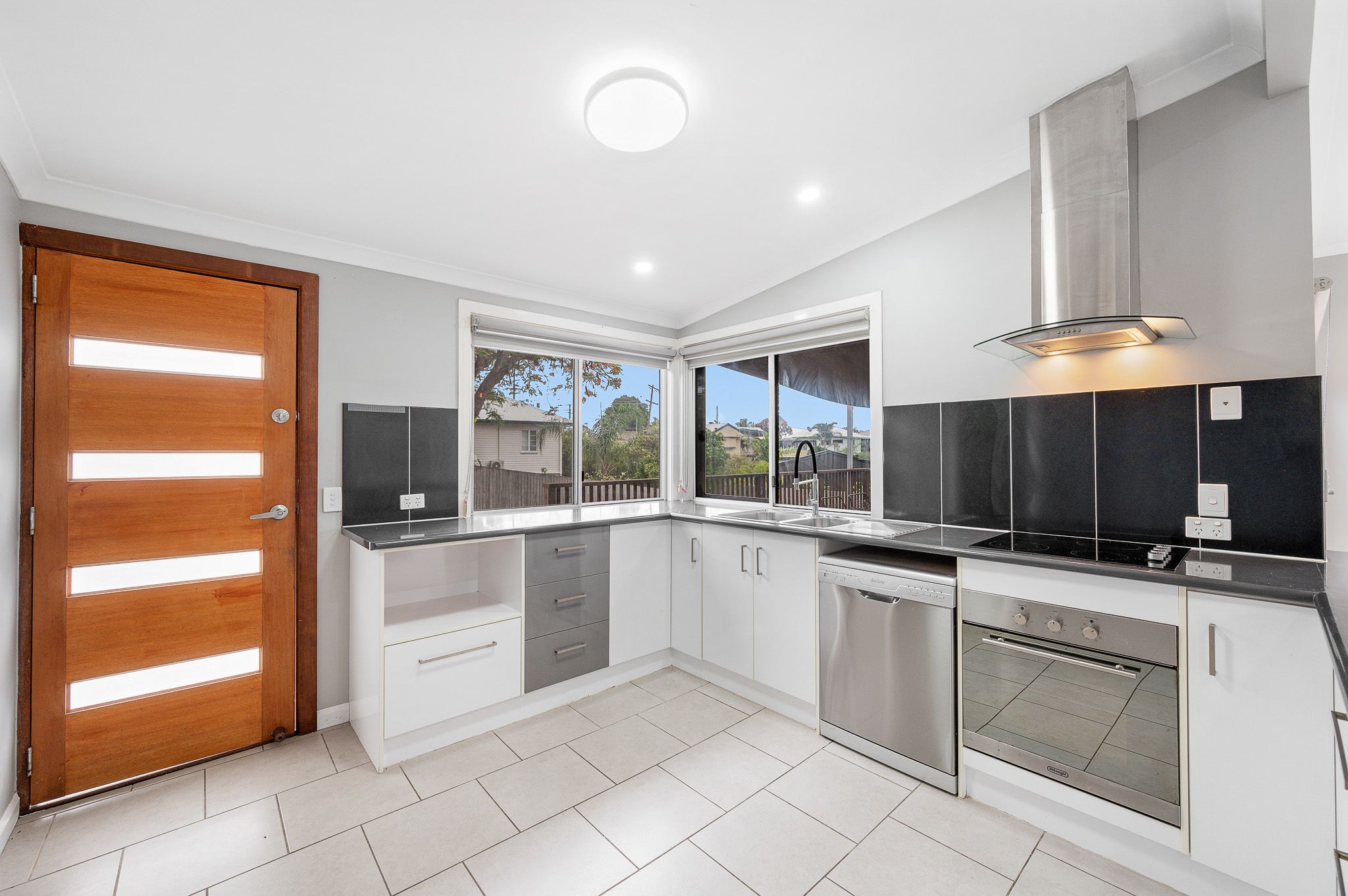 41 Higgins Street — photo 3 of 18
