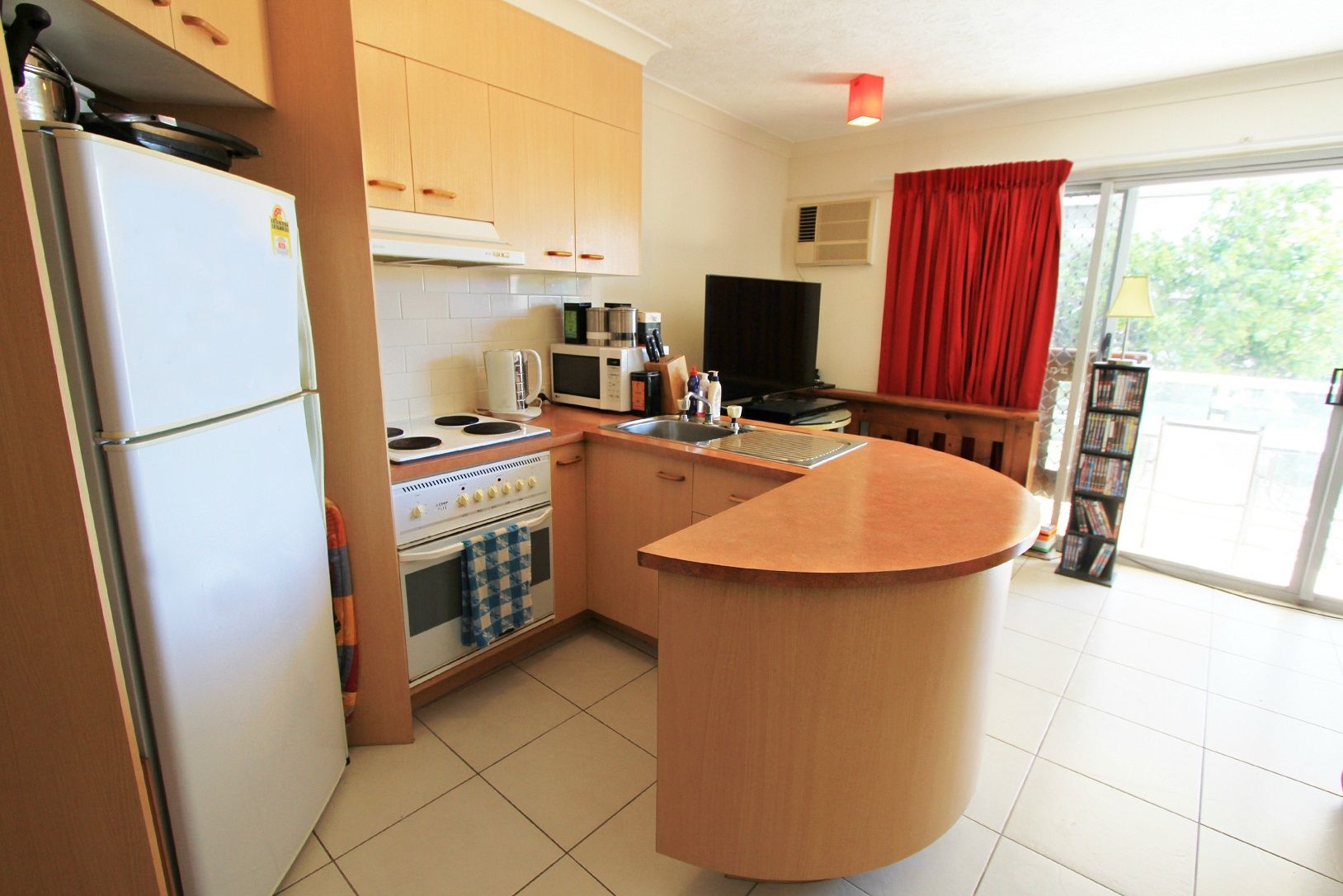 23/106 Marine Parade, Southport, QLD 4215