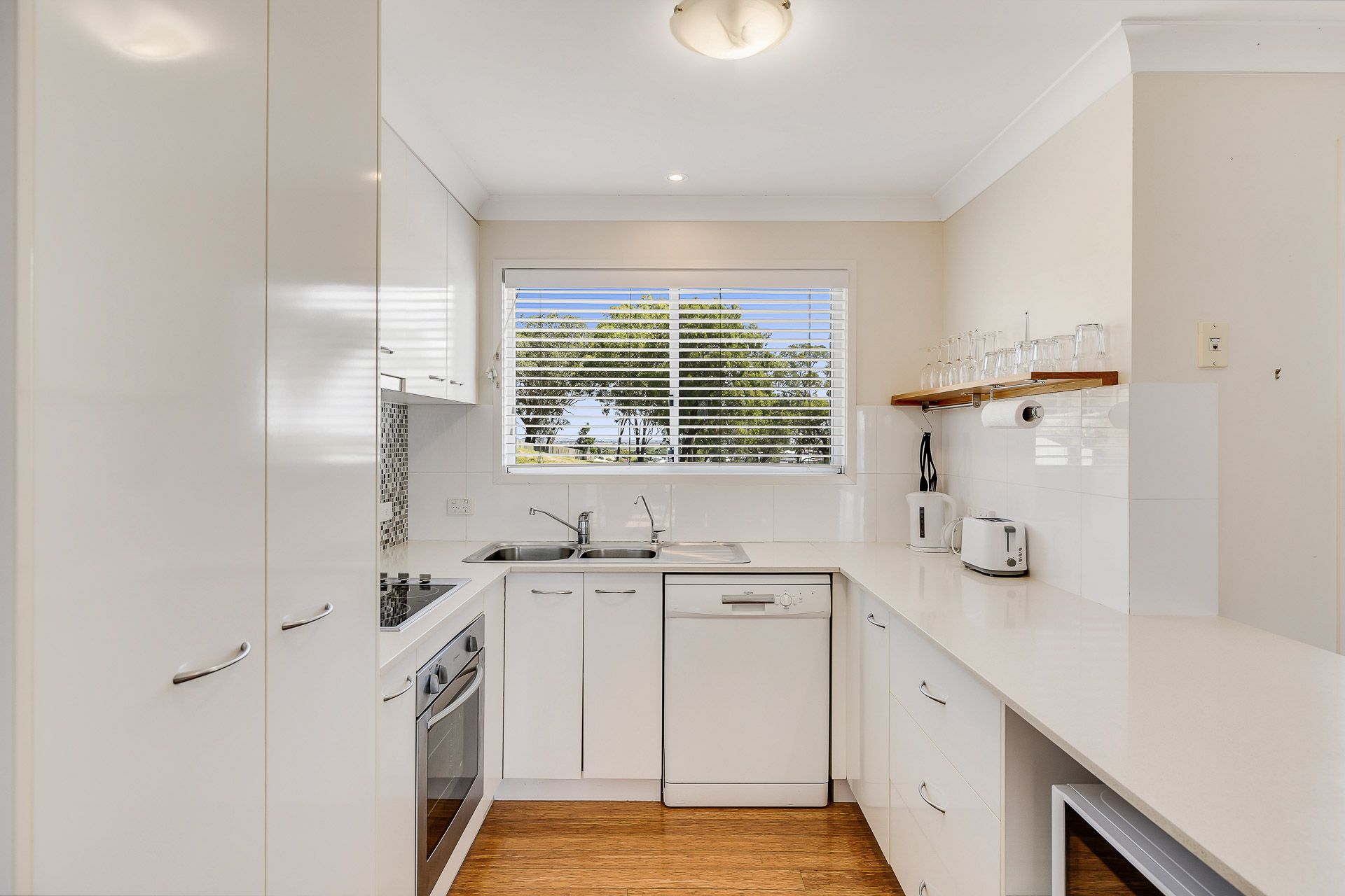 13 Carla Crescent, Westbrook, QLD 4350