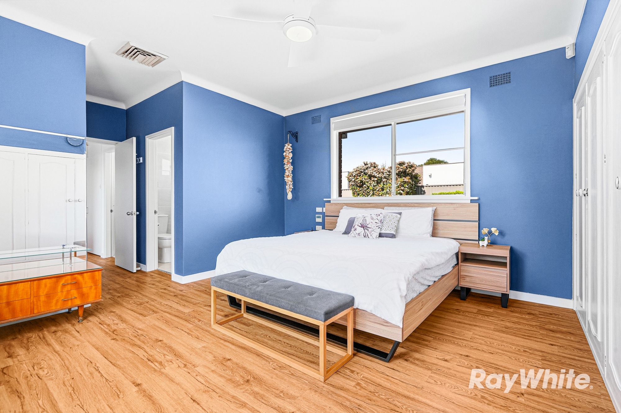 99 Girraween Road — photo 10 of 23