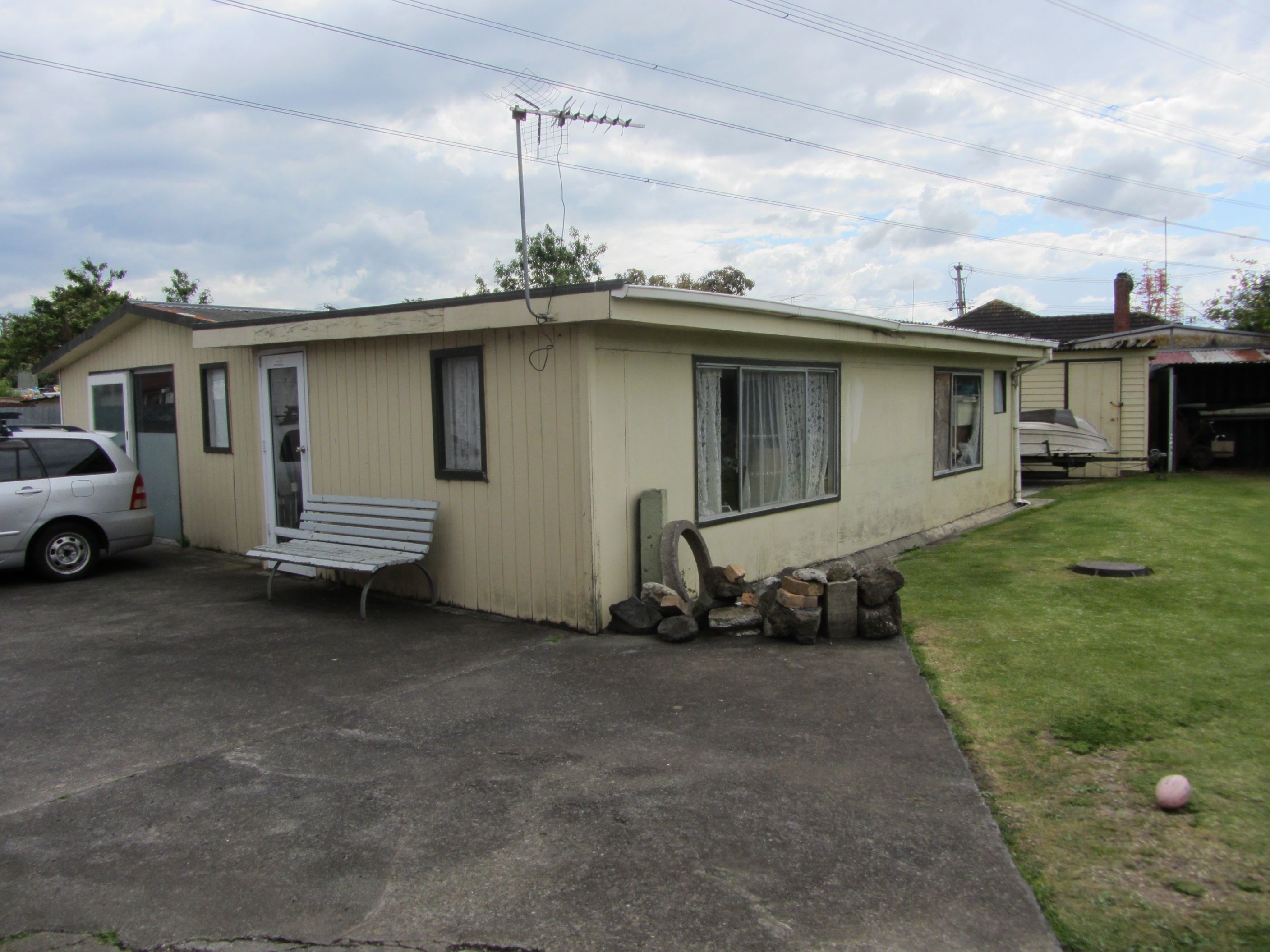 10 Leslie Place, Otara, Manukau City